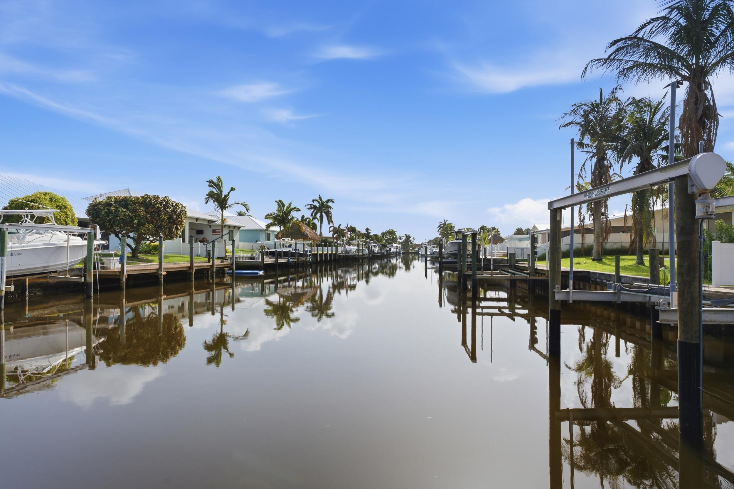 LIGHTHOUSE POINT - Residential
