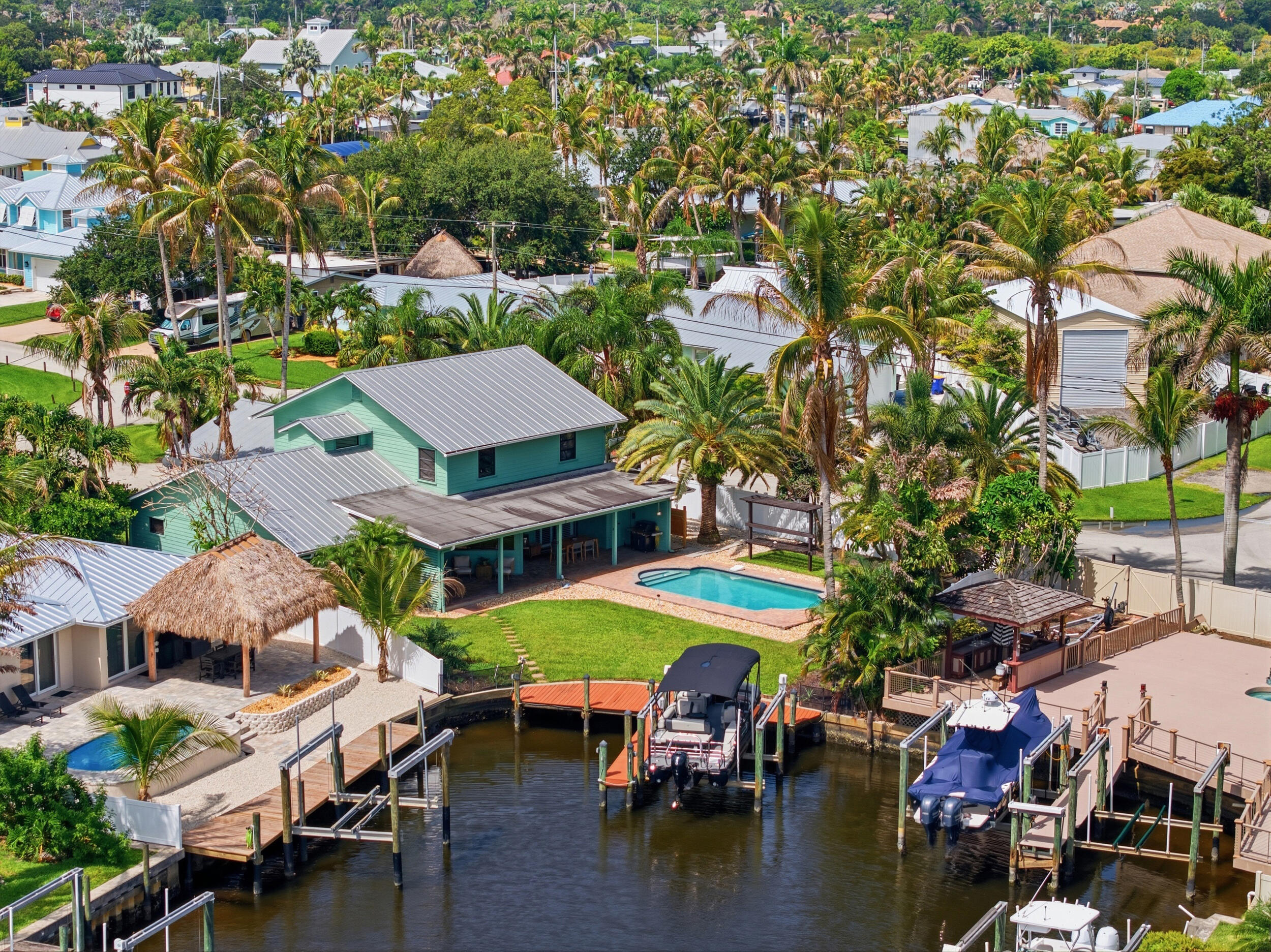 LIGHTHOUSE POINT - Residential