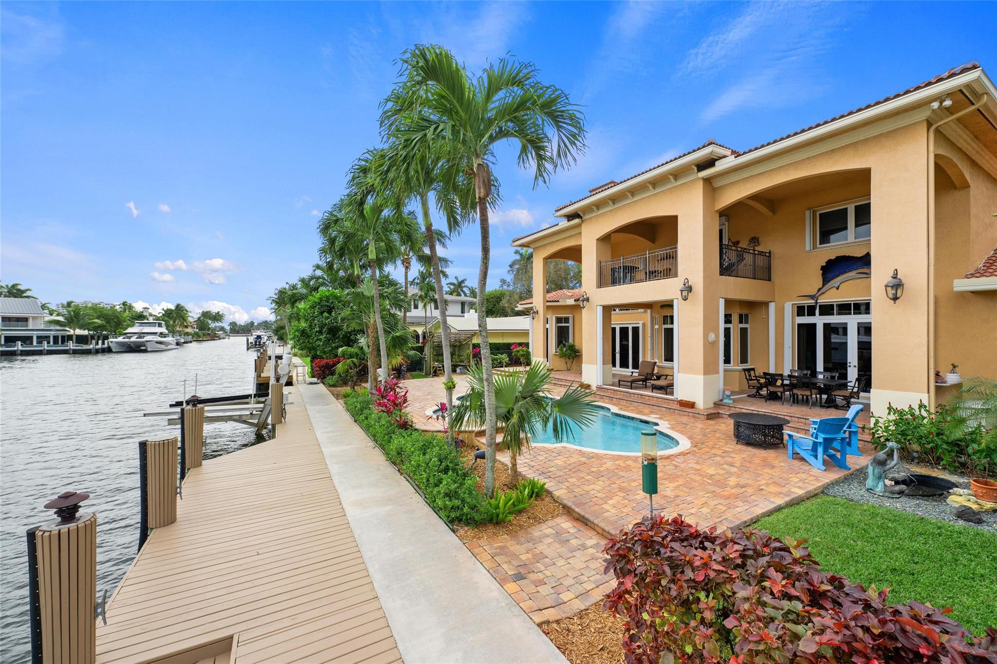 LAS OLAS ISLES - Residential
