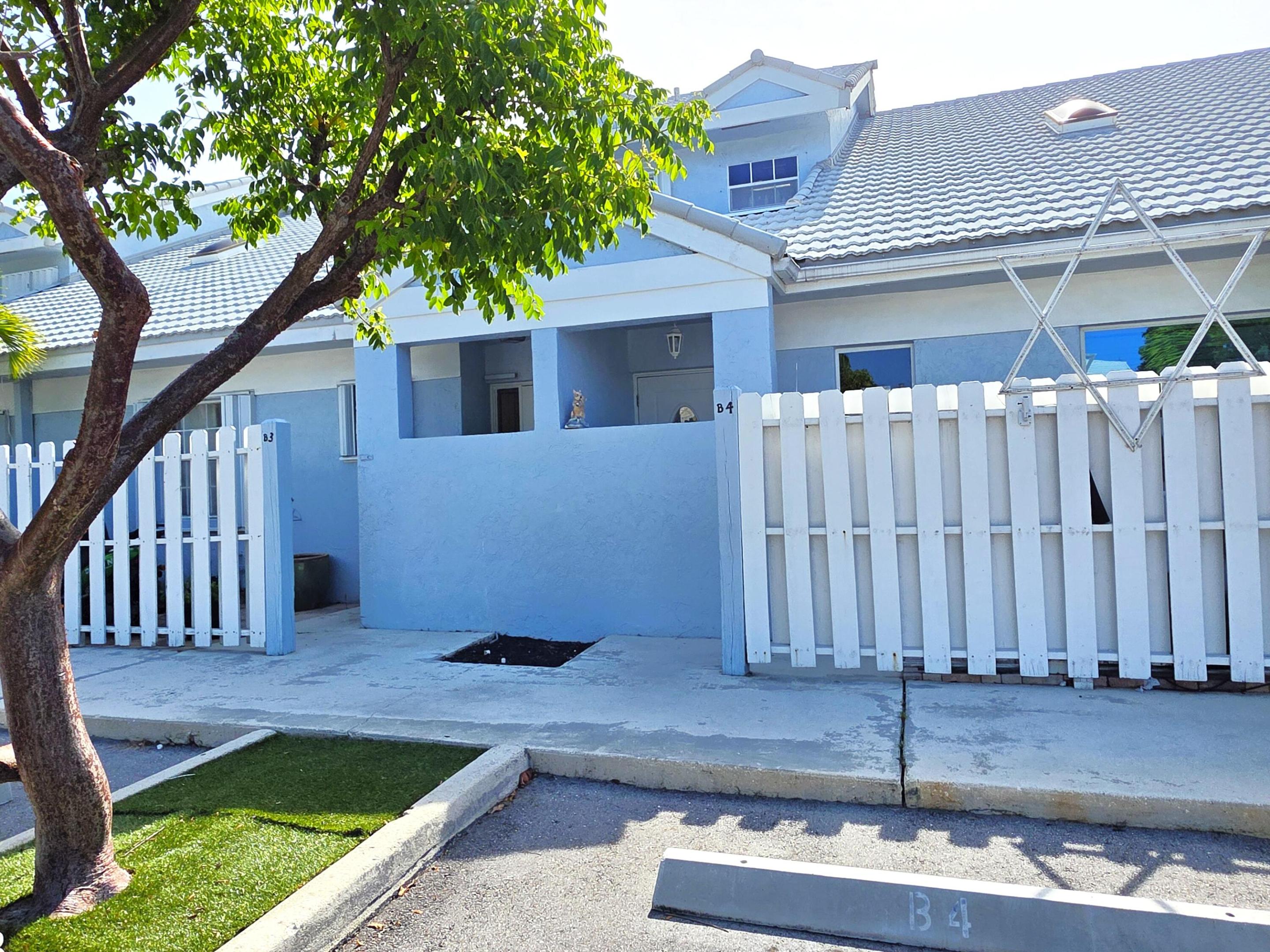 PRINCETON PLACE TOWNHOMES - Residential