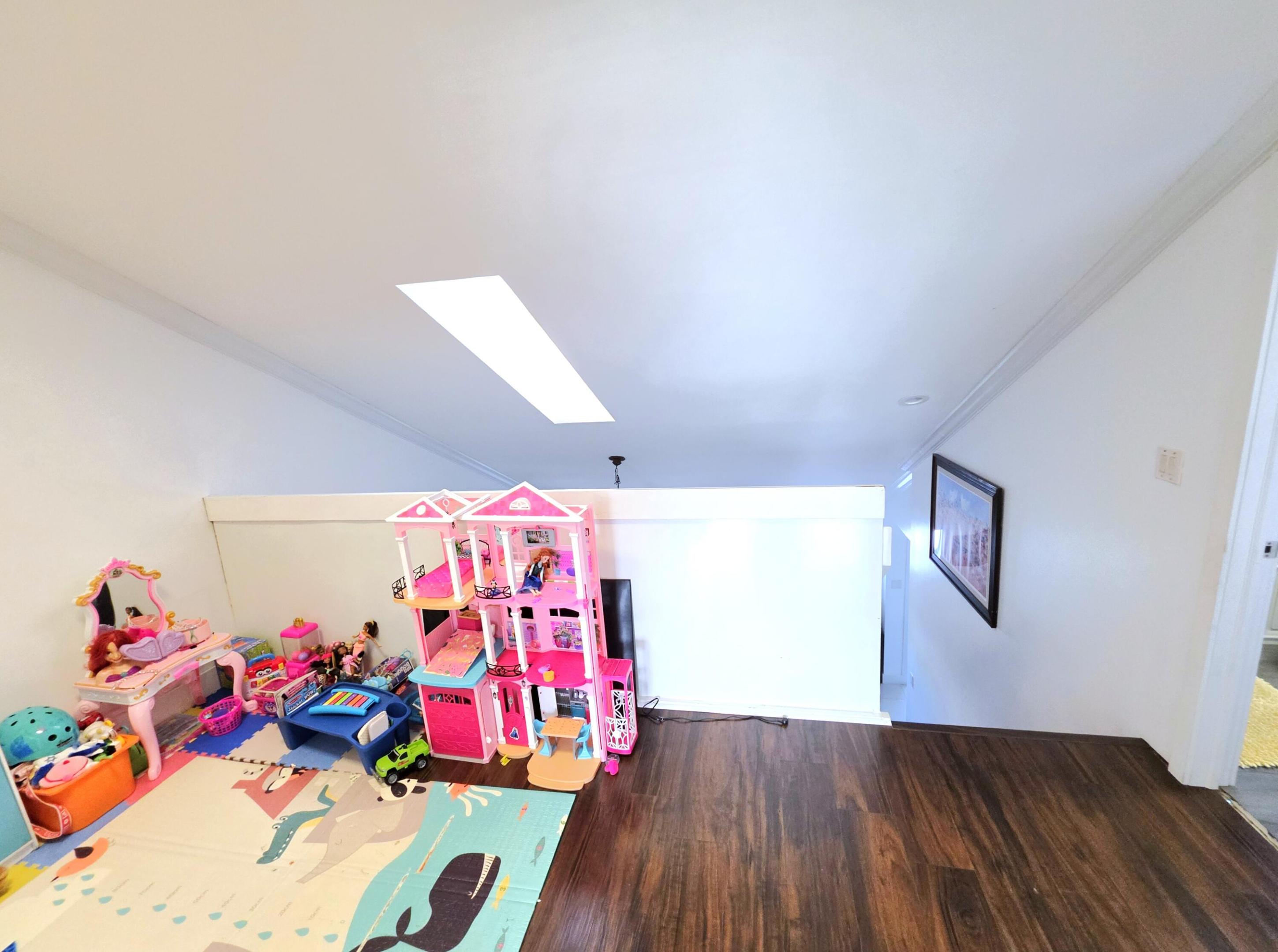 PRINCETON PLACE TOWNHOMES - Residential