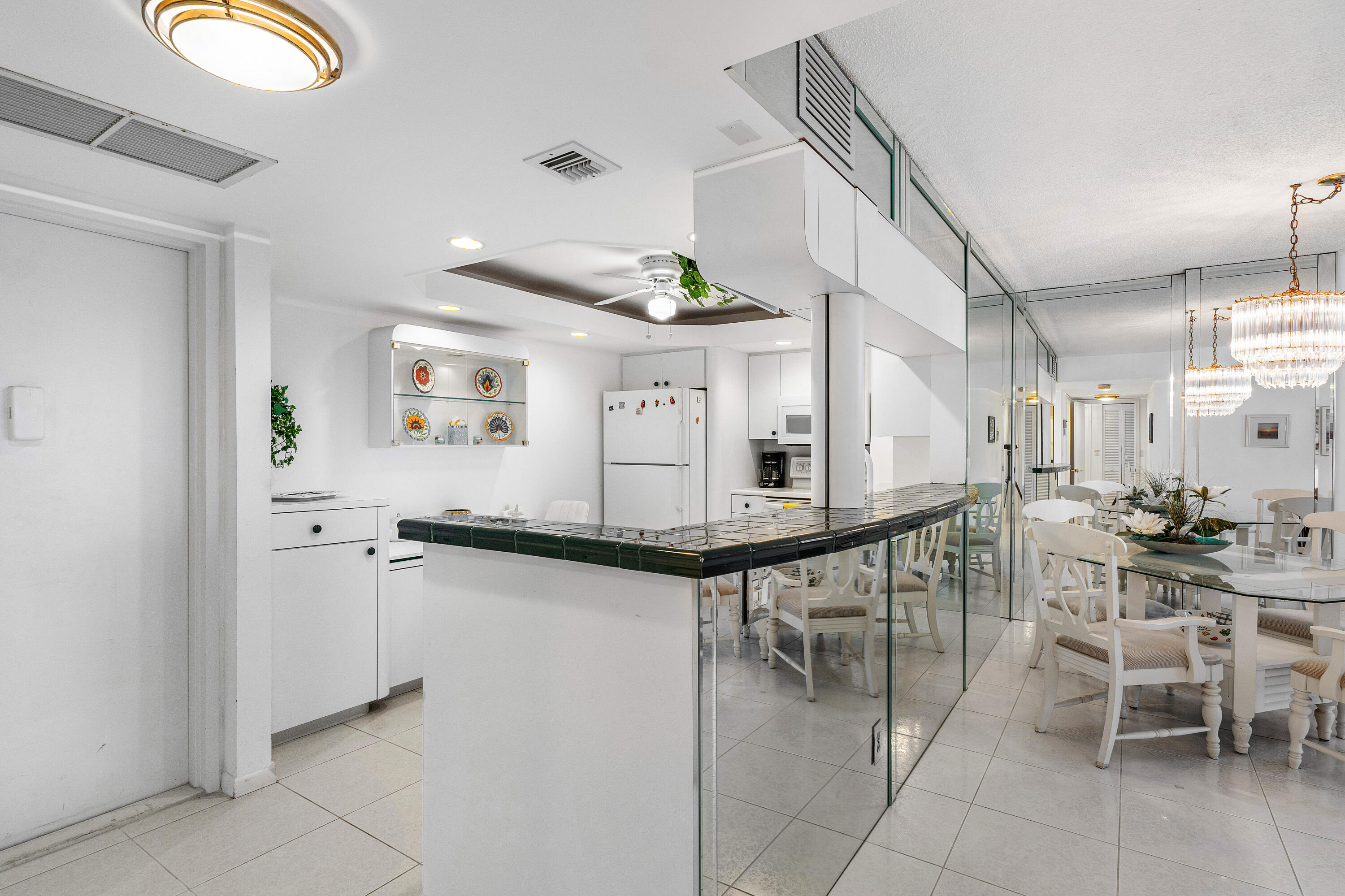 OPAL TOWERS CONDO - Residential