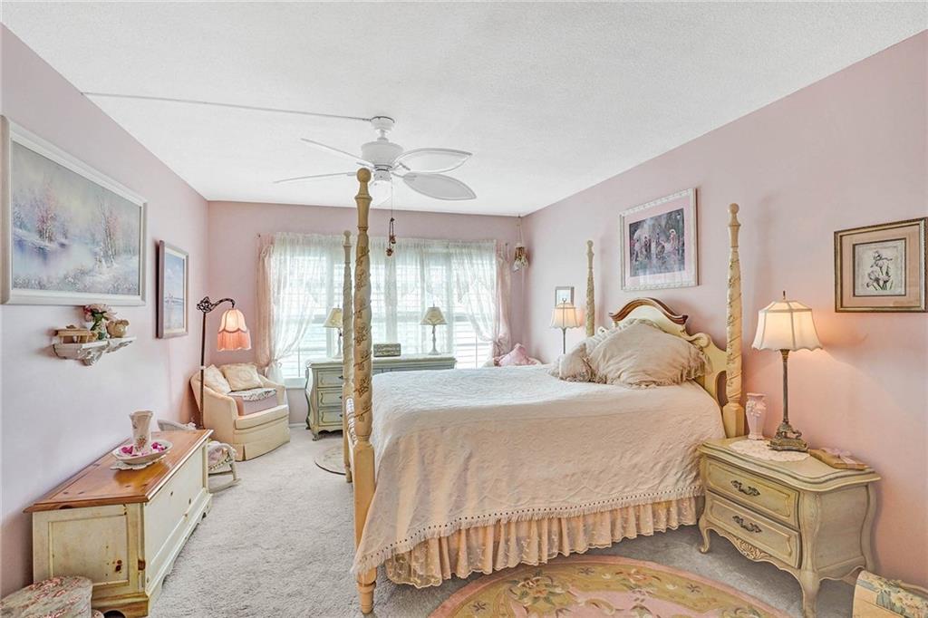Palm-Aire Country Club - Residential