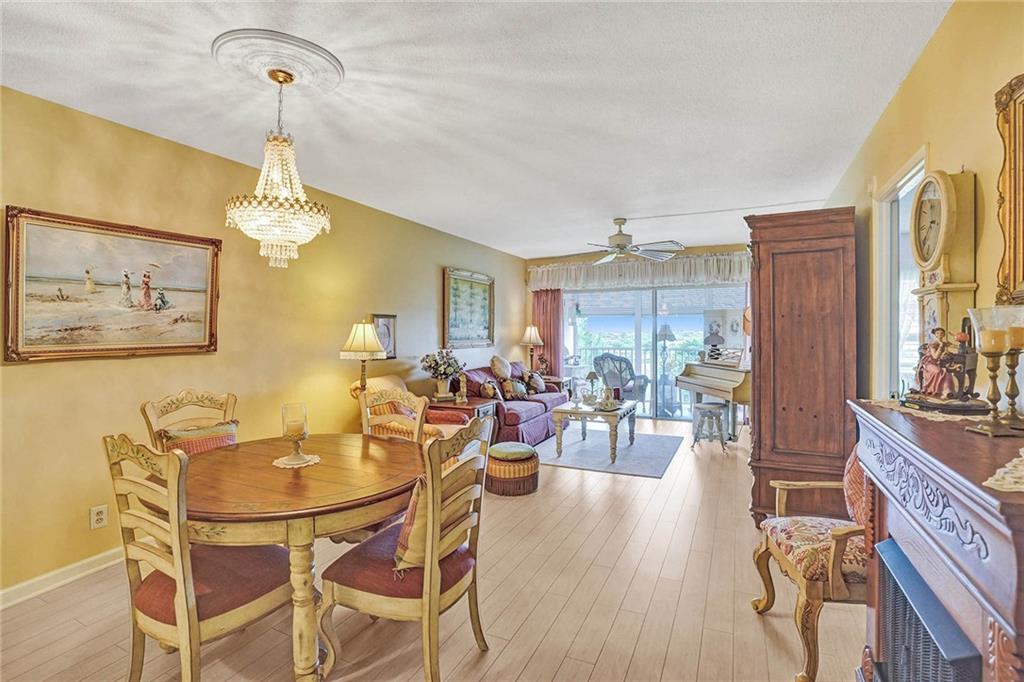 Palm-Aire Country Club - Residential