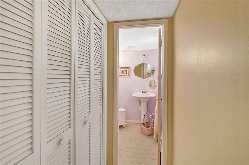 Palm-Aire Country Club - Residential