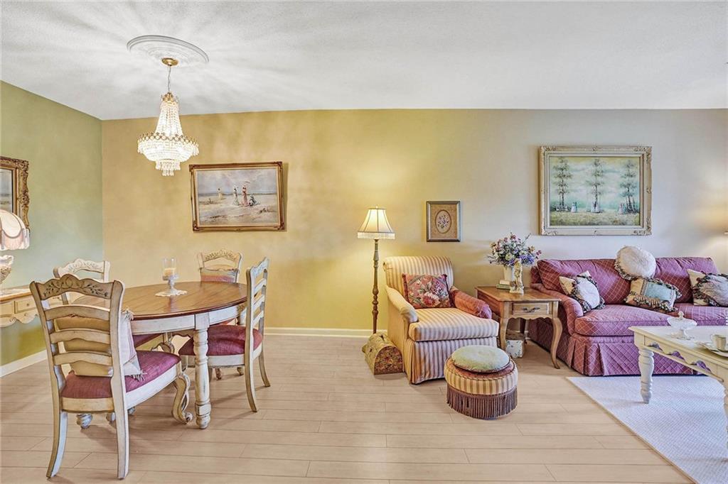 Palm-Aire Country Club - Residential