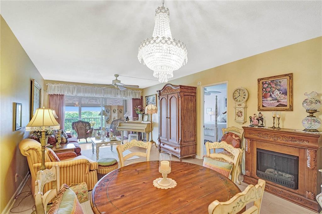 Palm-Aire Country Club - Residential