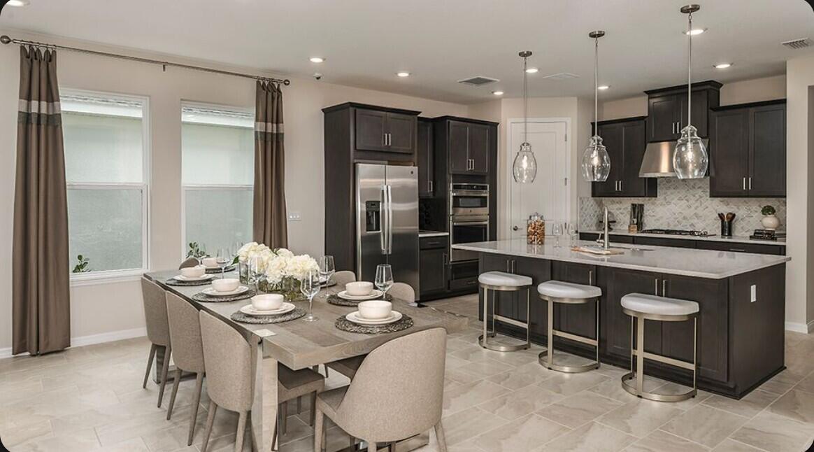 VERANDA OAKS - Residential