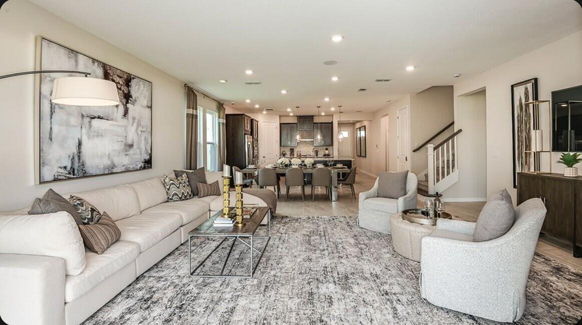 VERANDA OAKS - Residential