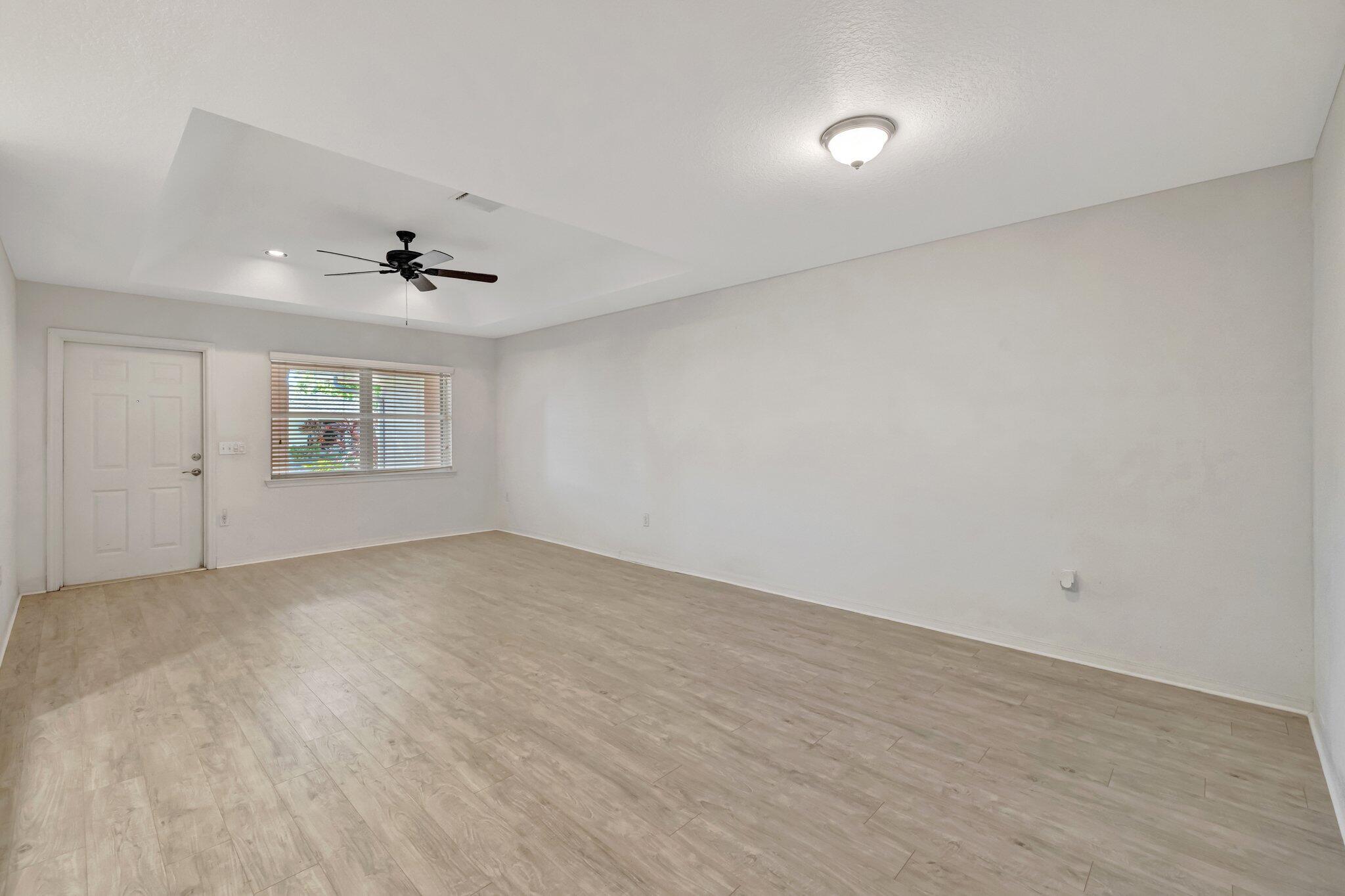 THE PRESERVE AT THE SAVANNAHS CONDOMINIUM - Residential