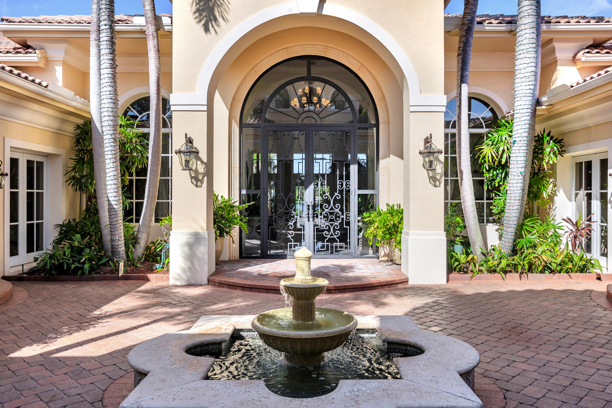 RIVERSIDE ON THE LOXAHATCHEE - Residential