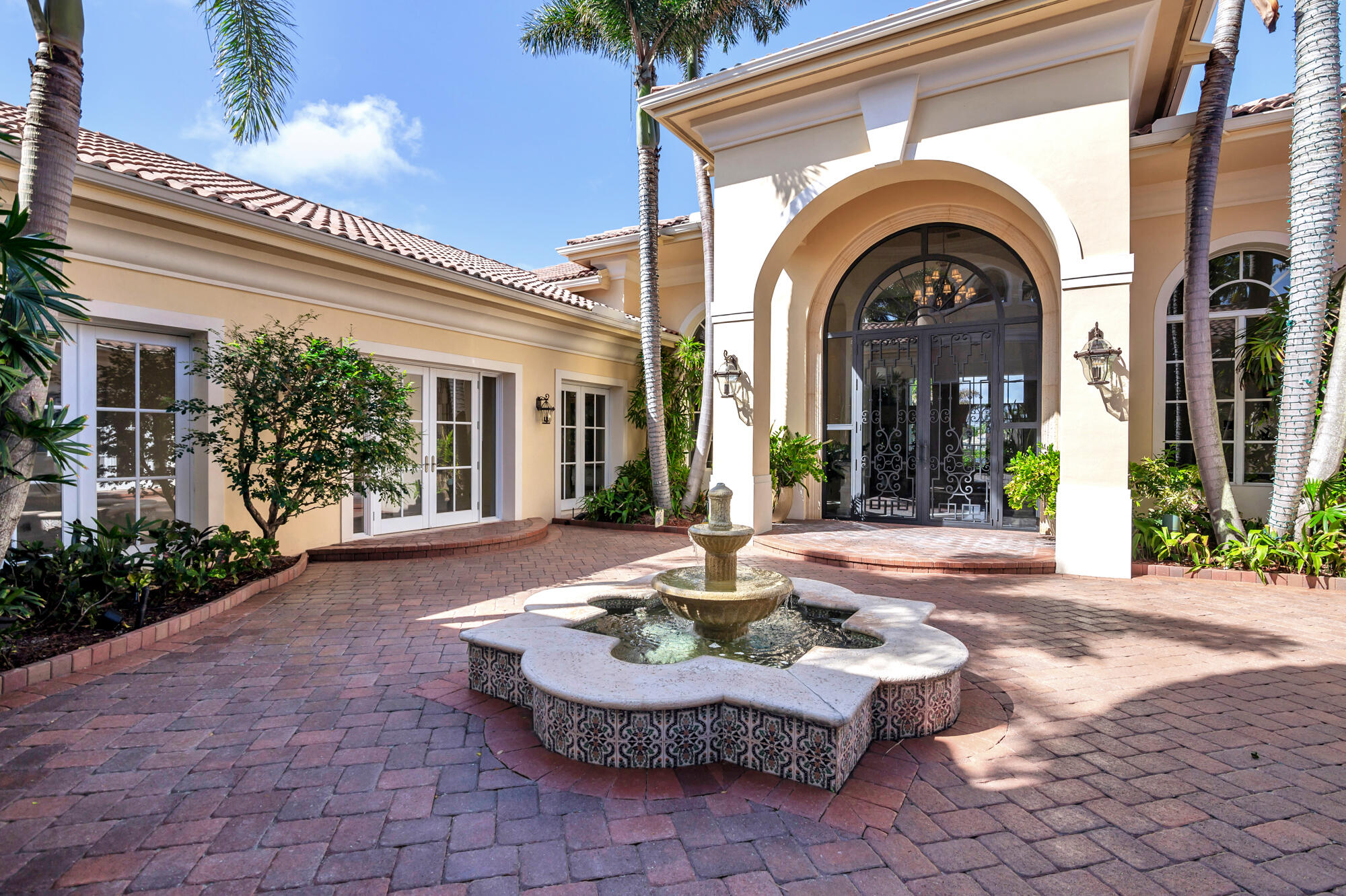 RIVERSIDE ON THE LOXAHATCHEE - Residential