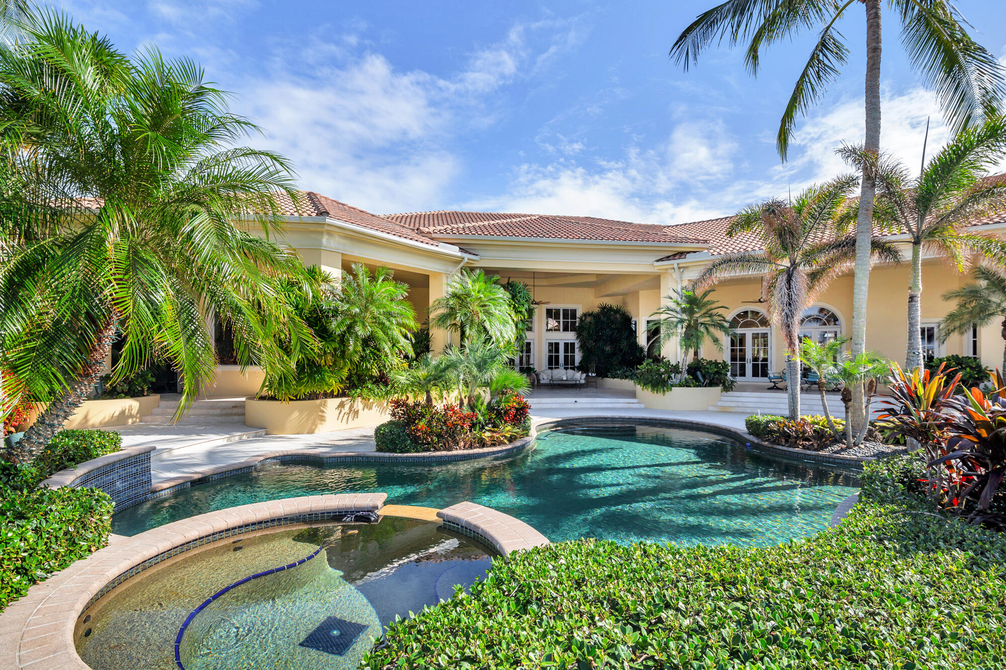 RIVERSIDE ON THE LOXAHATCHEE - Residential