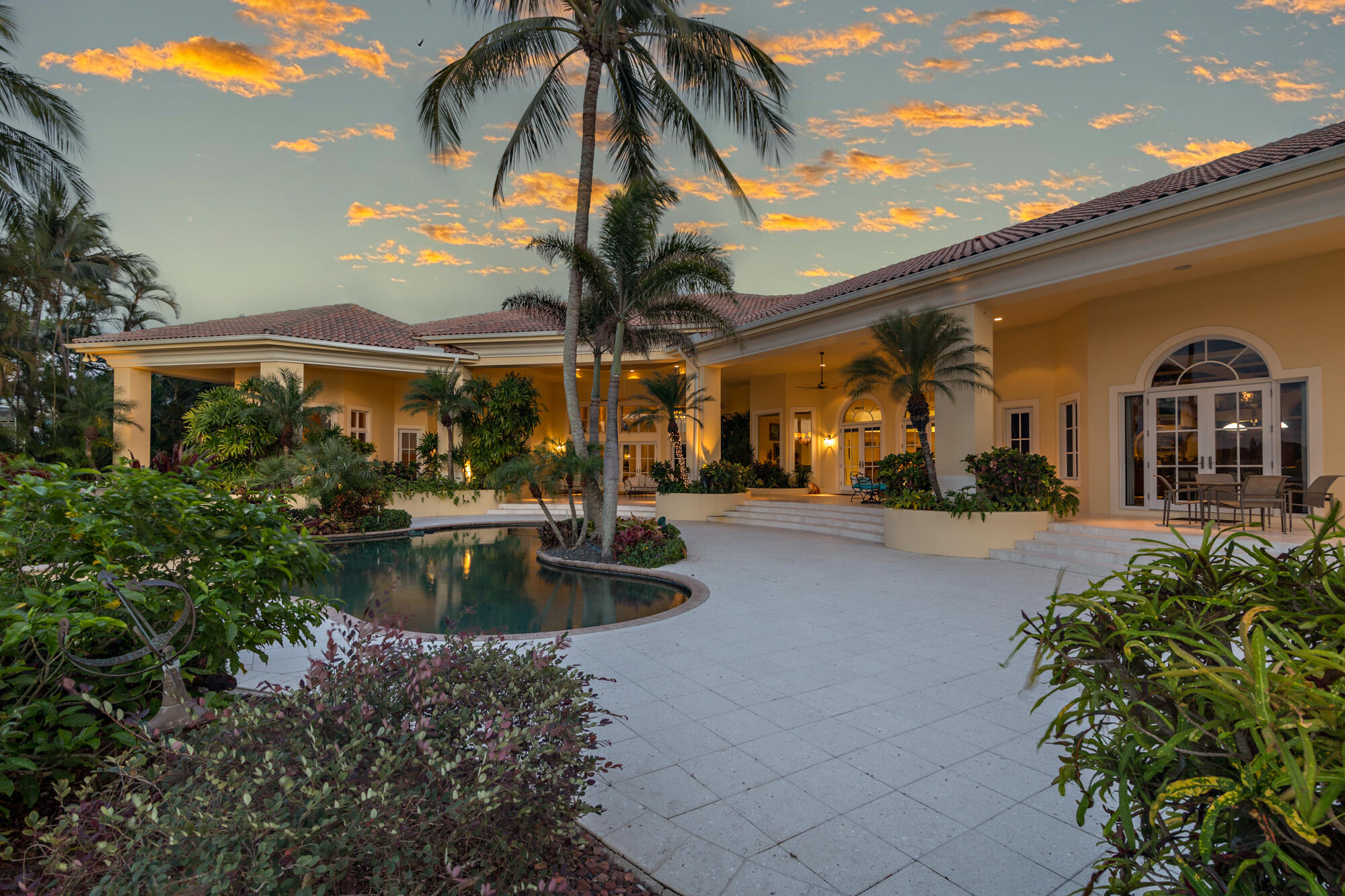 RIVERSIDE ON THE LOXAHATCHEE - Residential