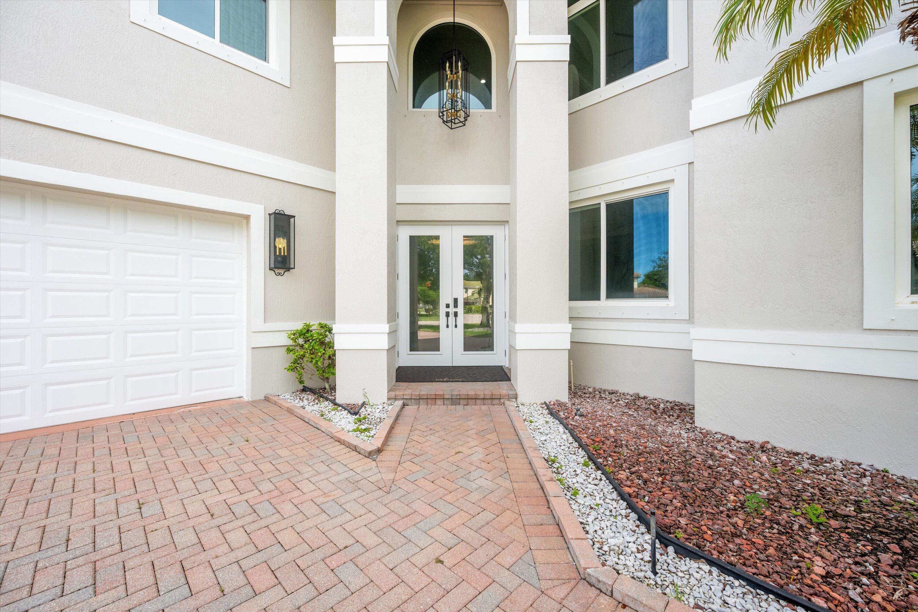 ISLES AT WELLINGTON - Residential