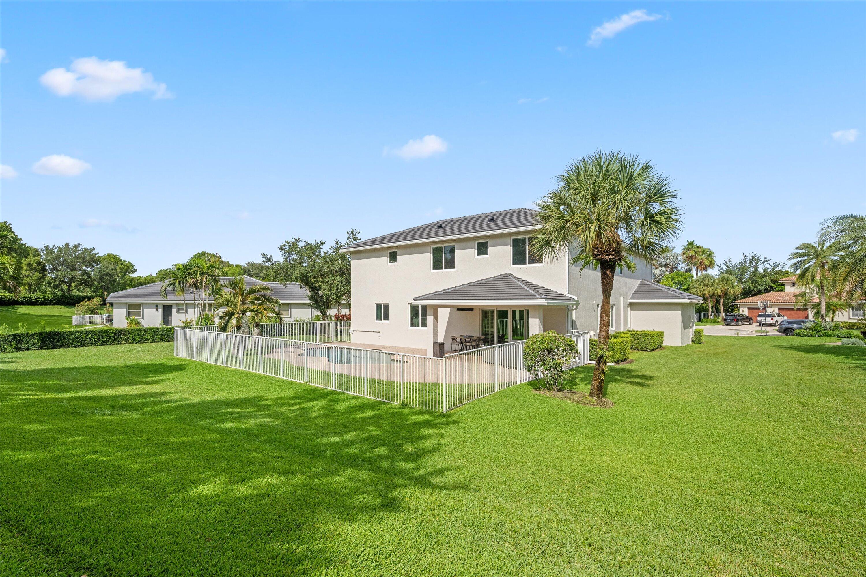 ISLES AT WELLINGTON - Residential
