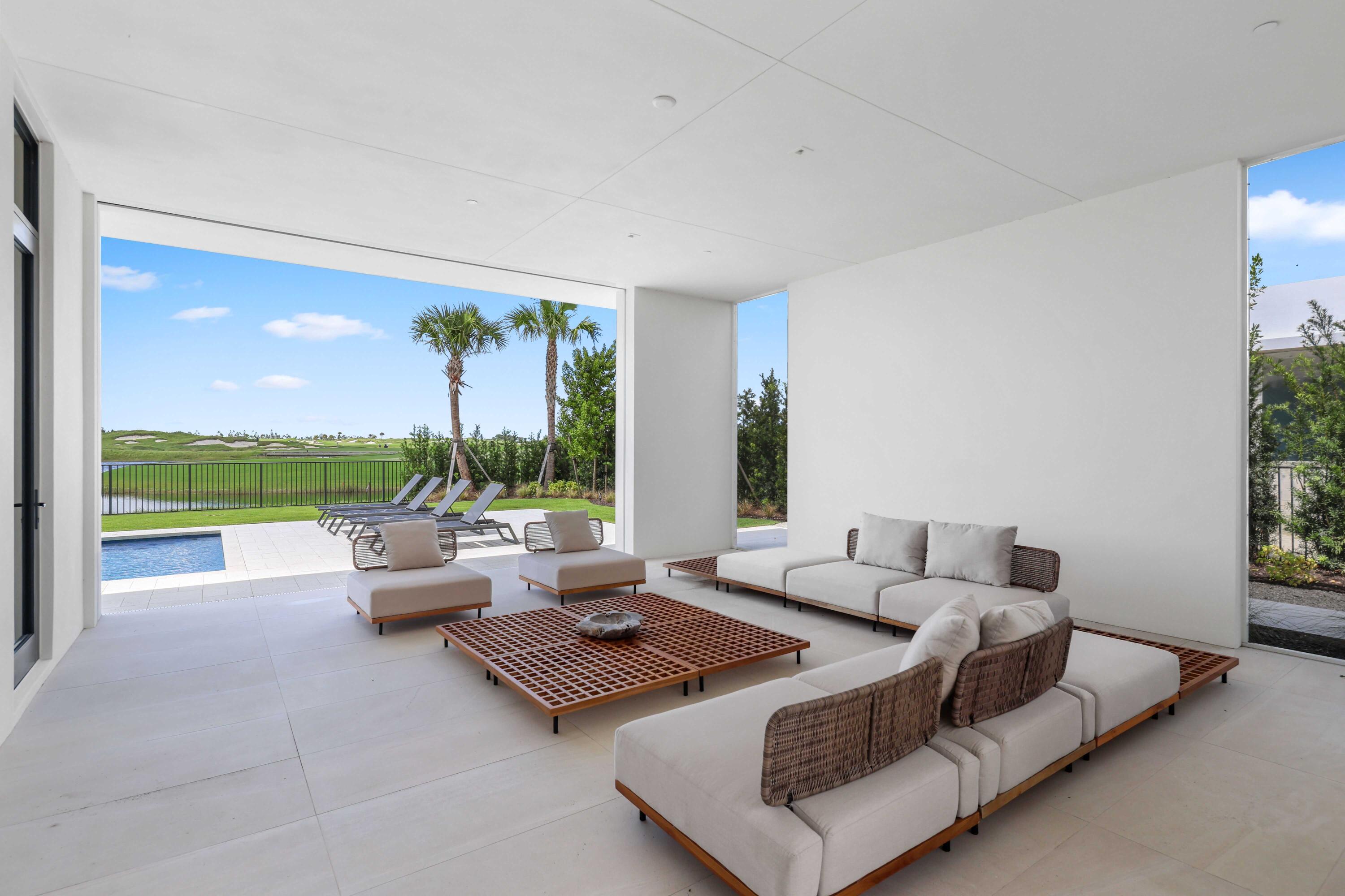 PANTHER NATIONAL AT AVENIR POD - Residential