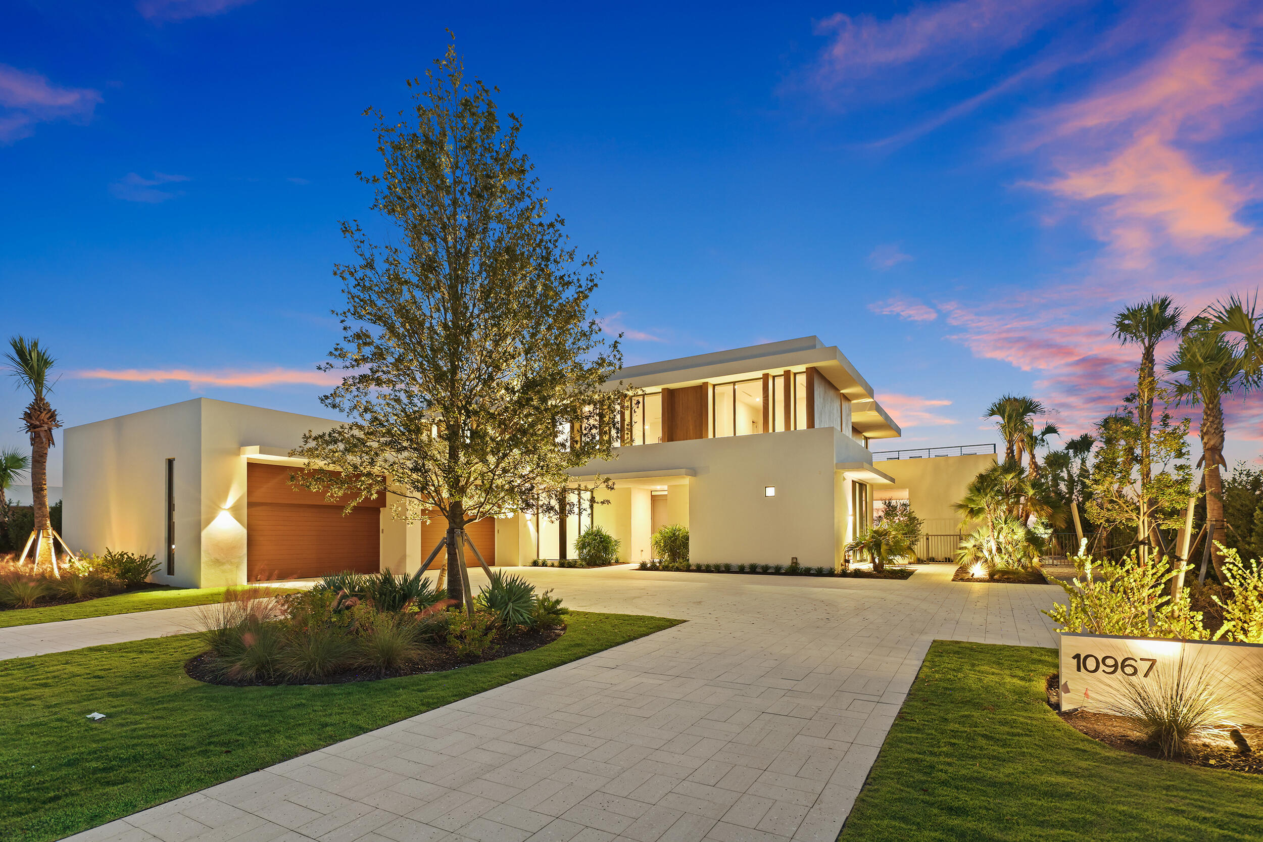 PANTHER NATIONAL AT AVENIR POD - Residential