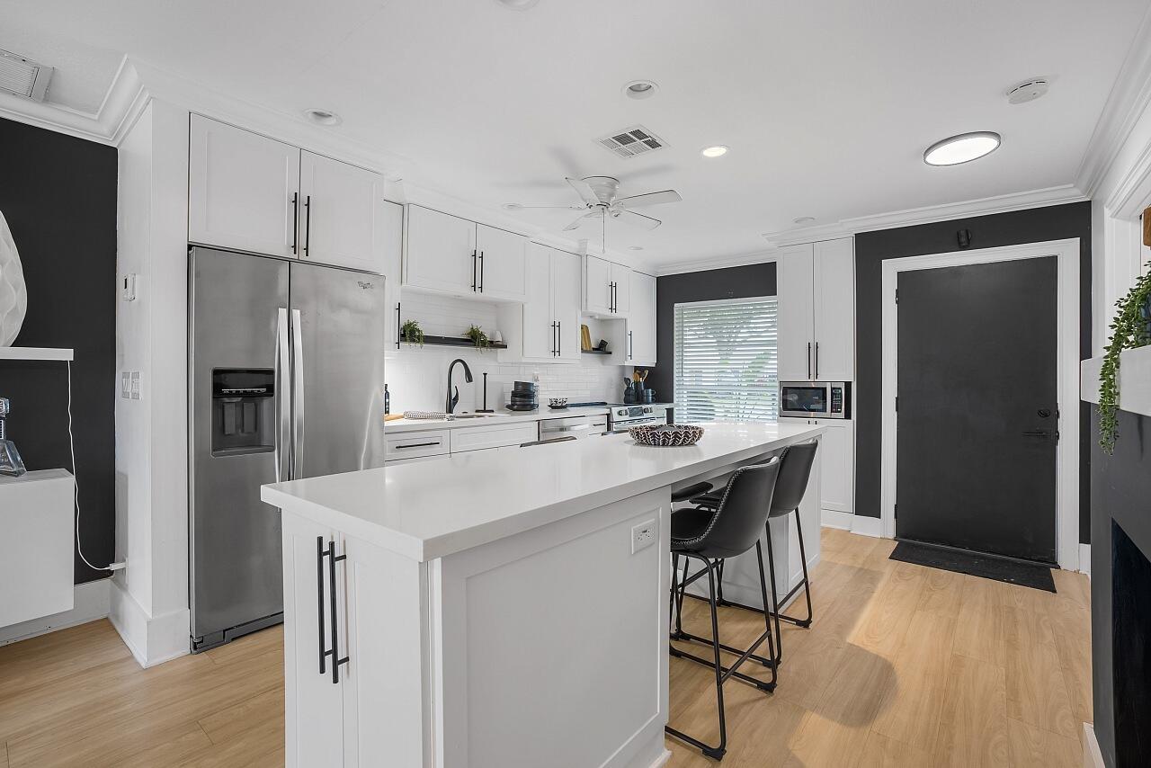 BOCA LAKES CONDO - Residential