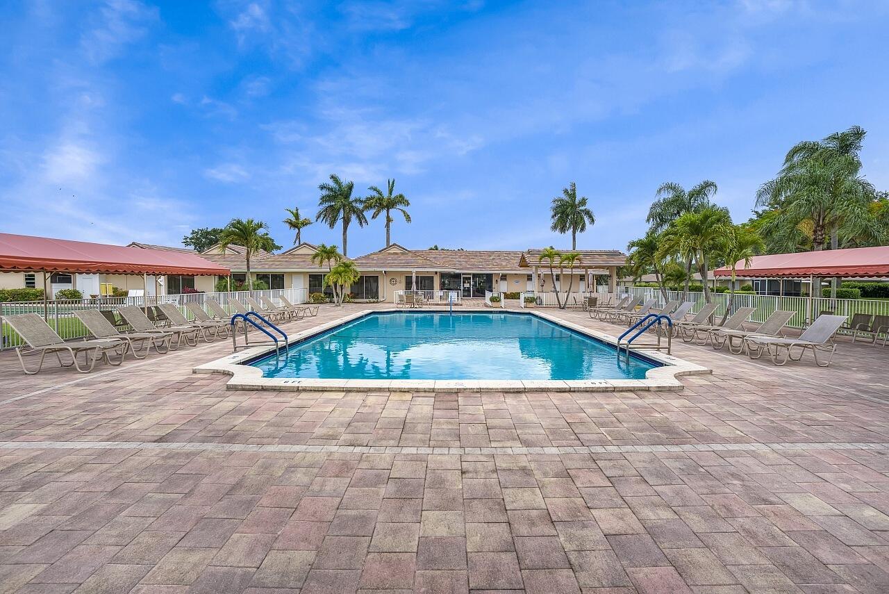 BOCA LAKES CONDO - Residential