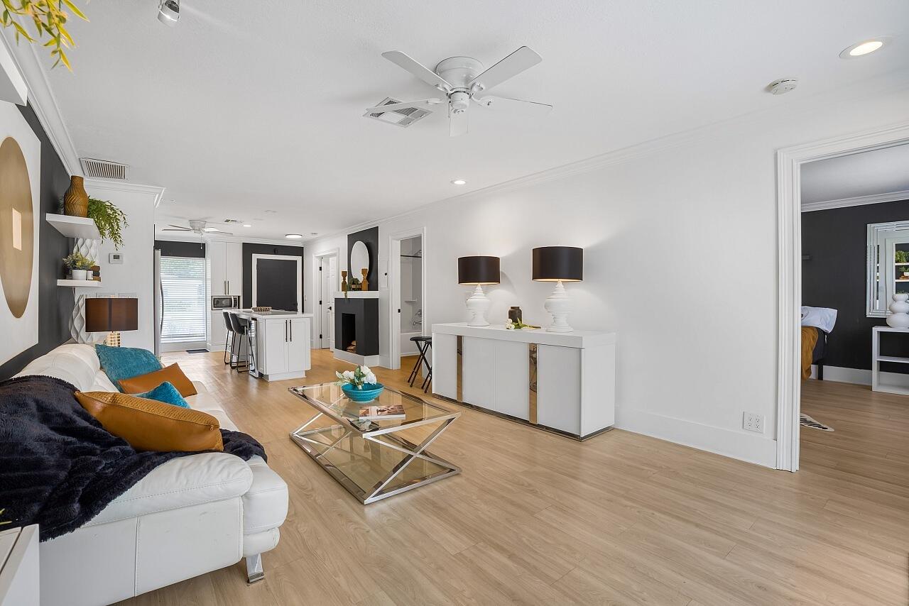 BOCA LAKES CONDO - Residential