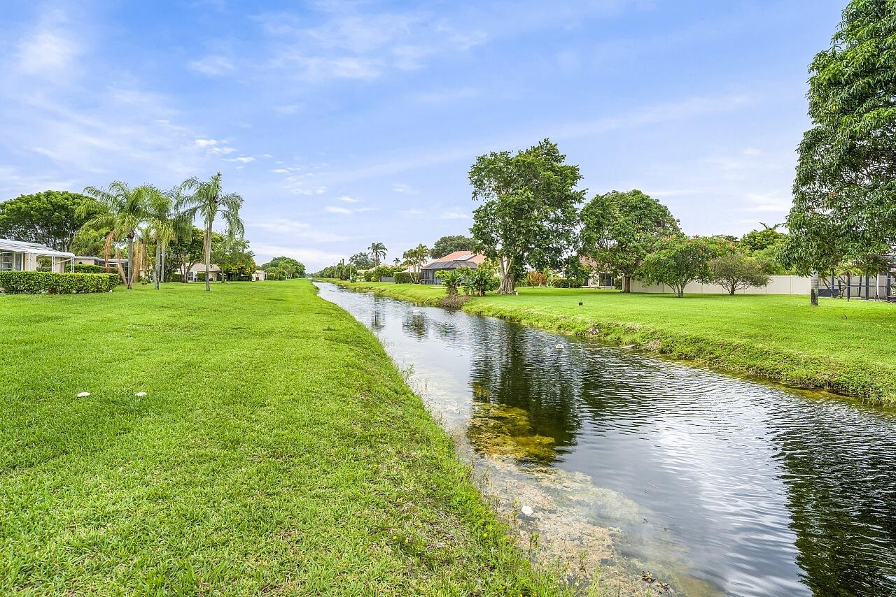 BOCA LAKES CONDO - Residential