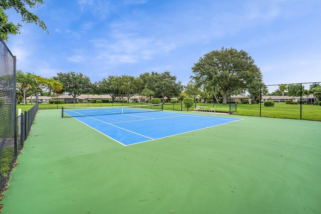BOCA LAKES CONDO - Residential
