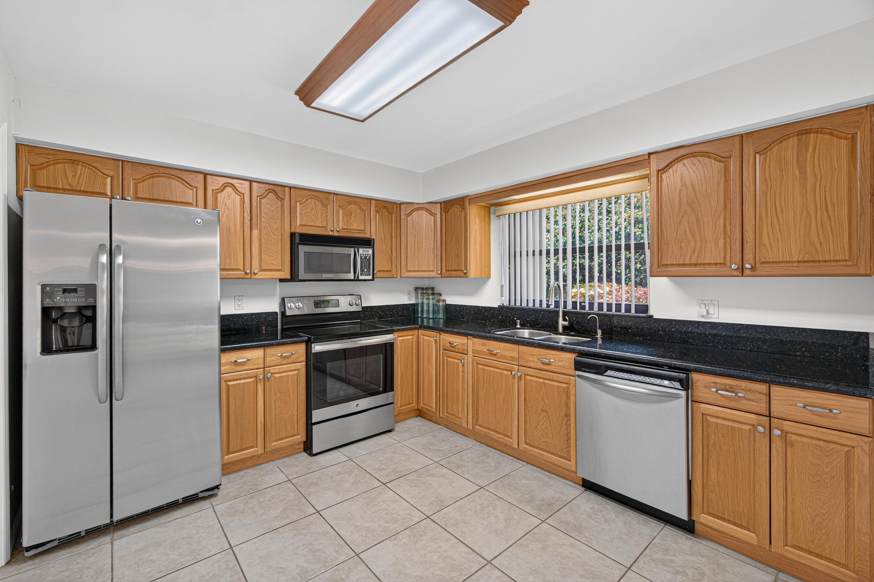 BENT TREE VILLAS WEST CONDO - Residential