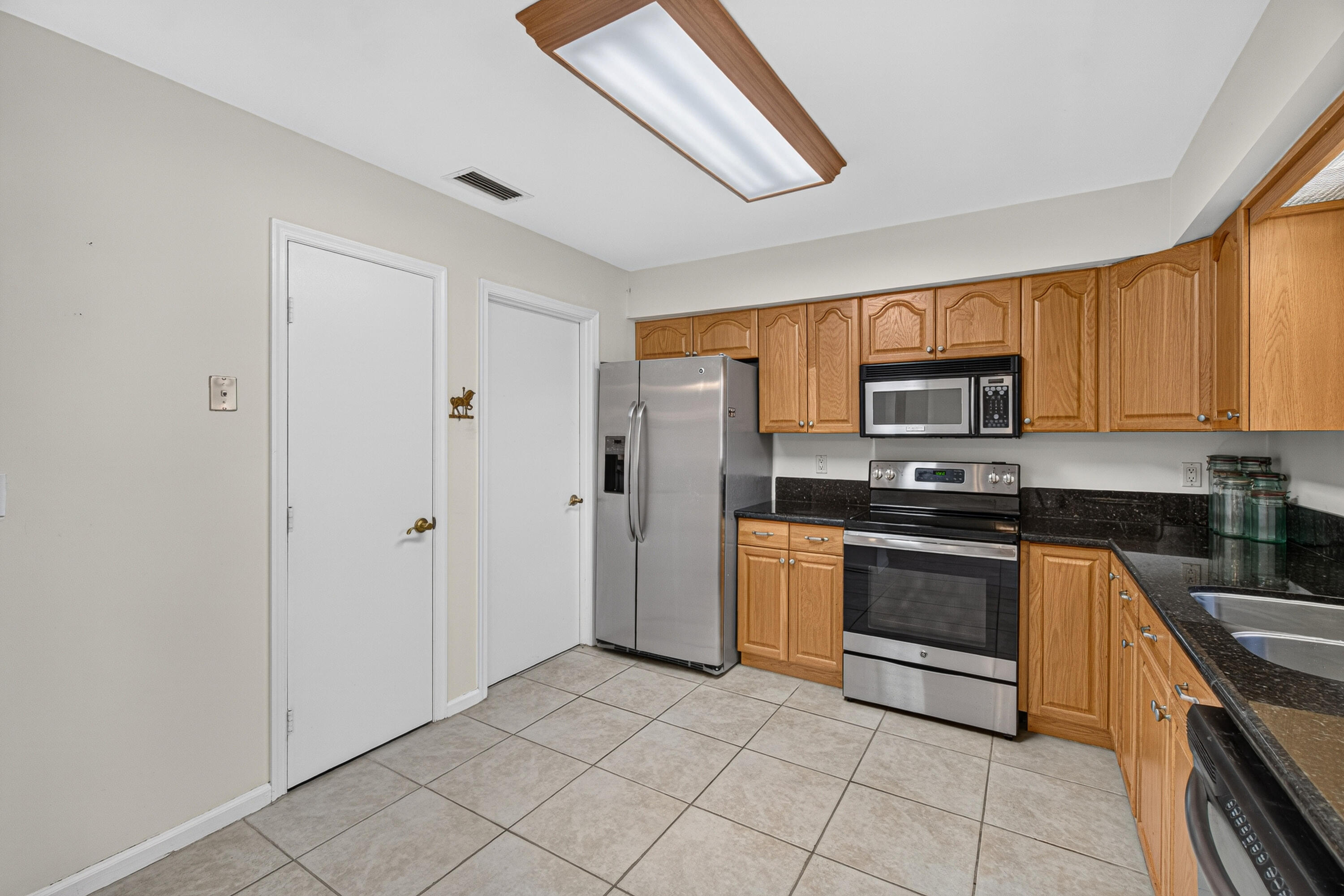 BENT TREE VILLAS WEST CONDO - Residential