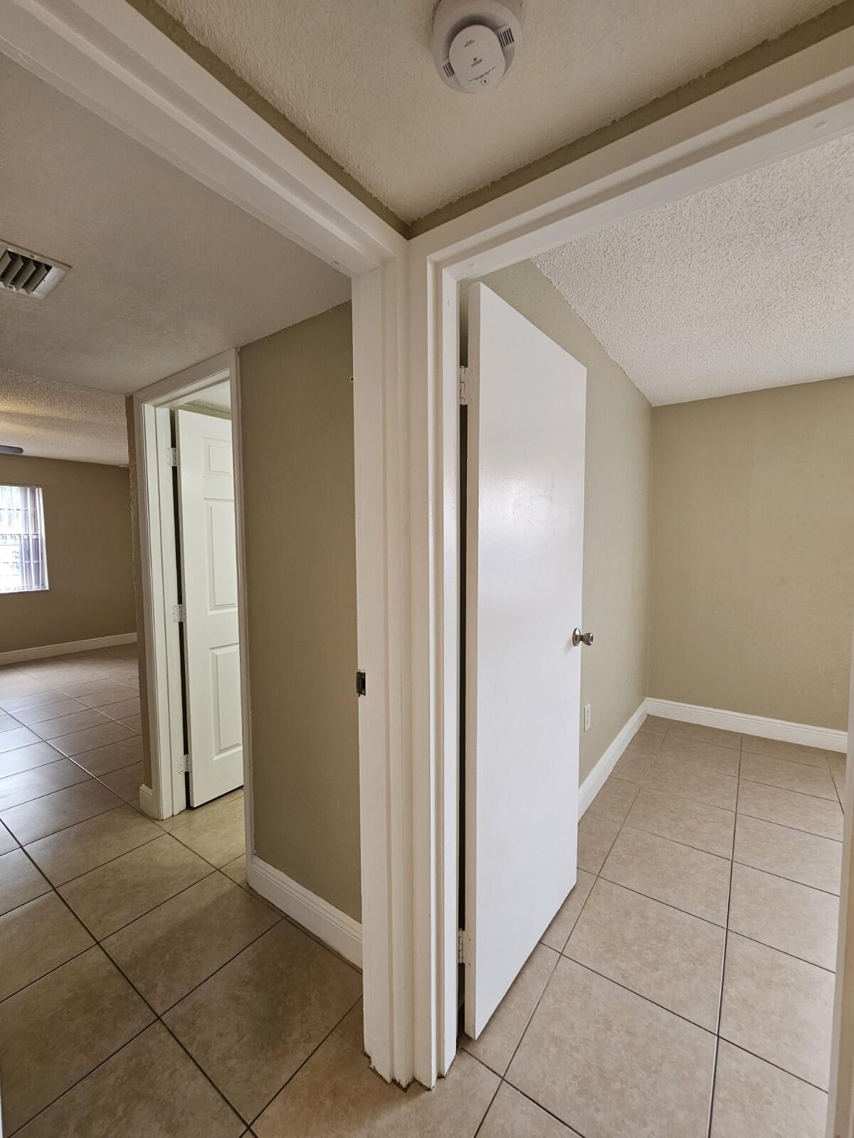HERITAGE CIRCLE CONDO - Residential Lease