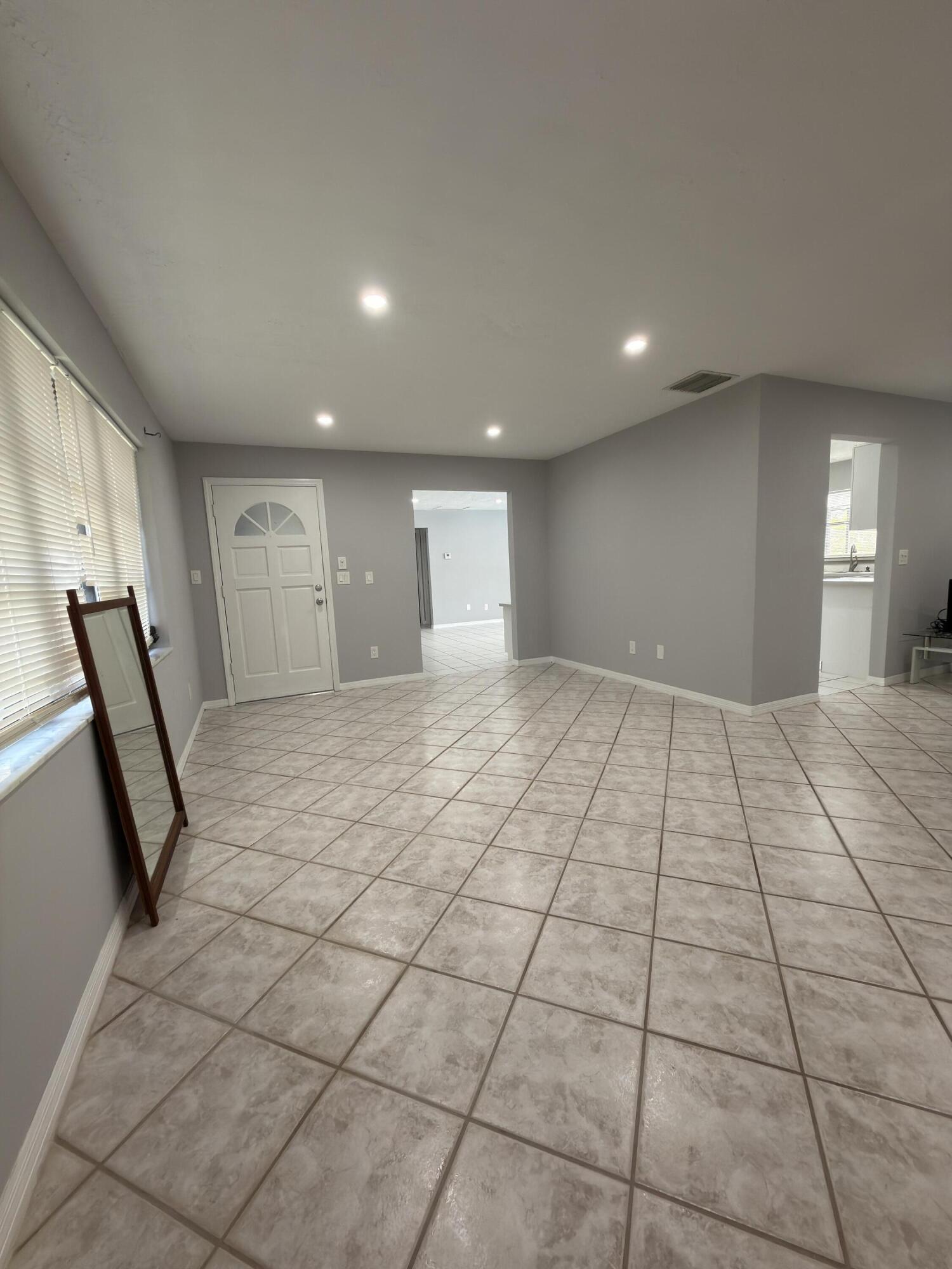 PORT ST LUCIE SECTION 2 - Residential