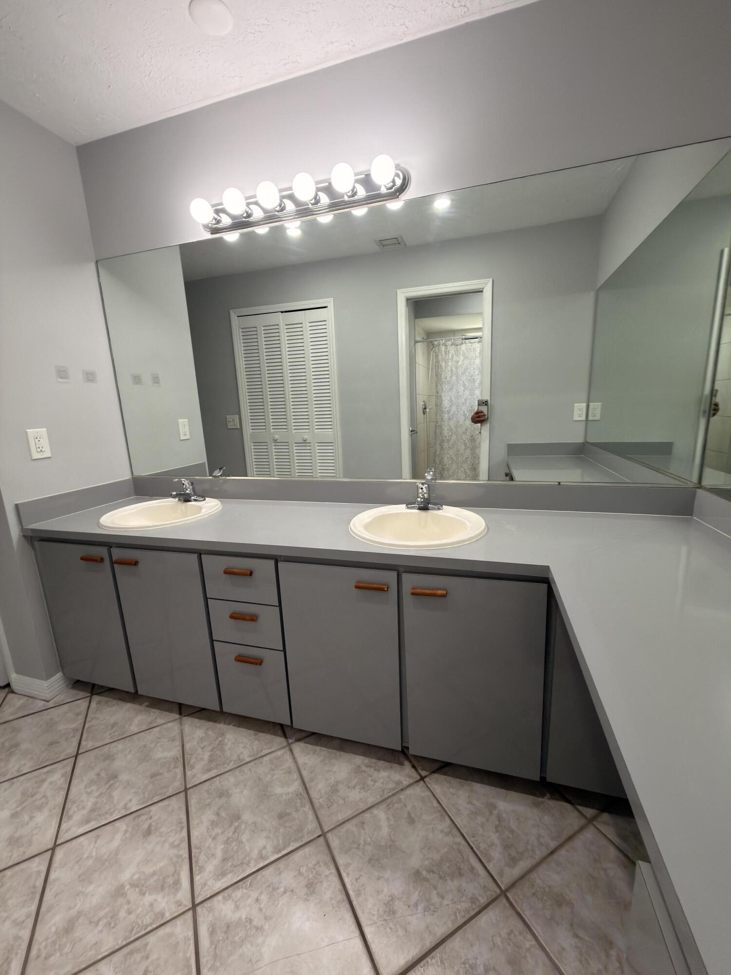 PORT ST LUCIE SECTION 2 - Residential