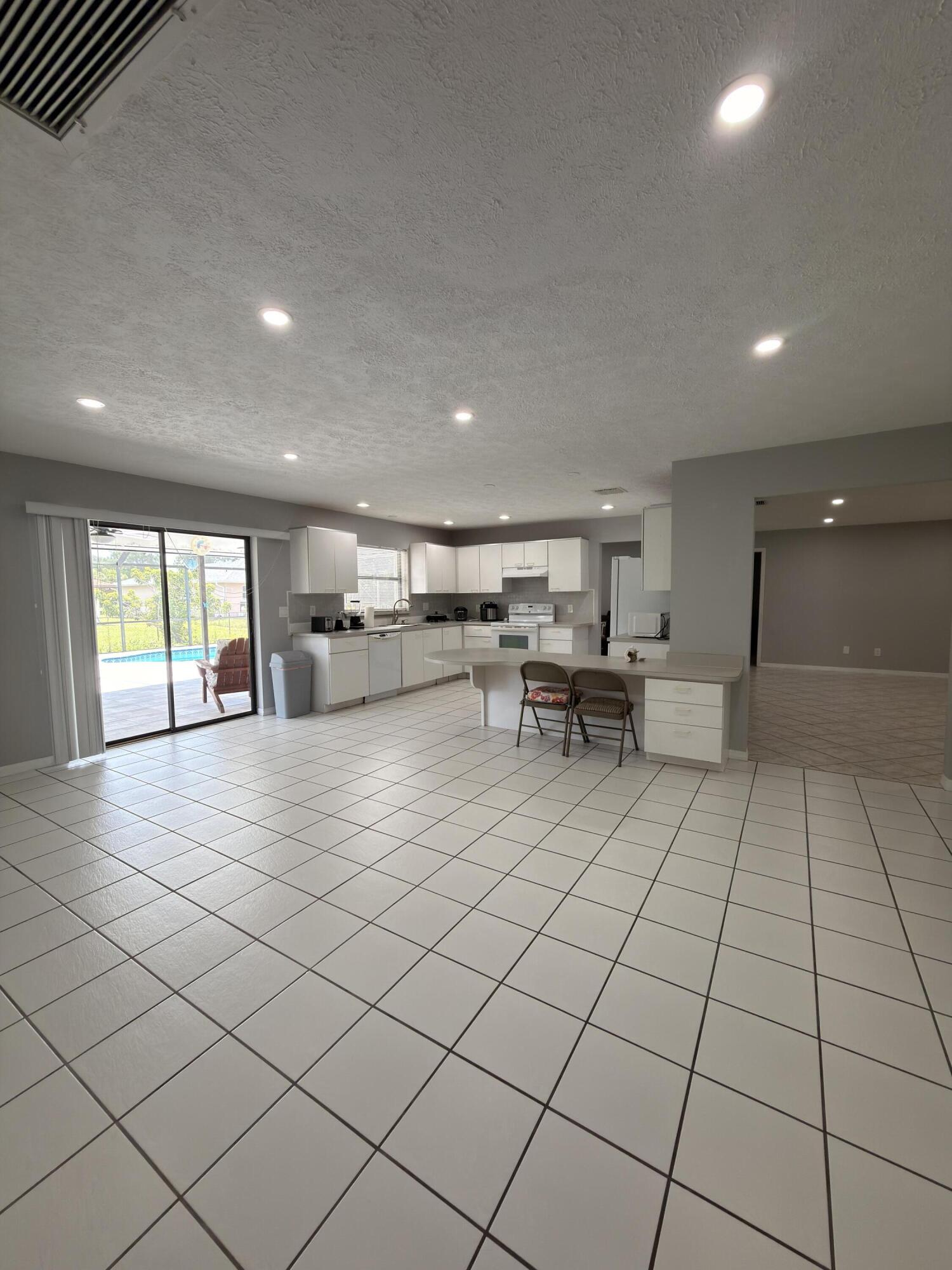 PORT ST LUCIE SECTION 2 - Residential