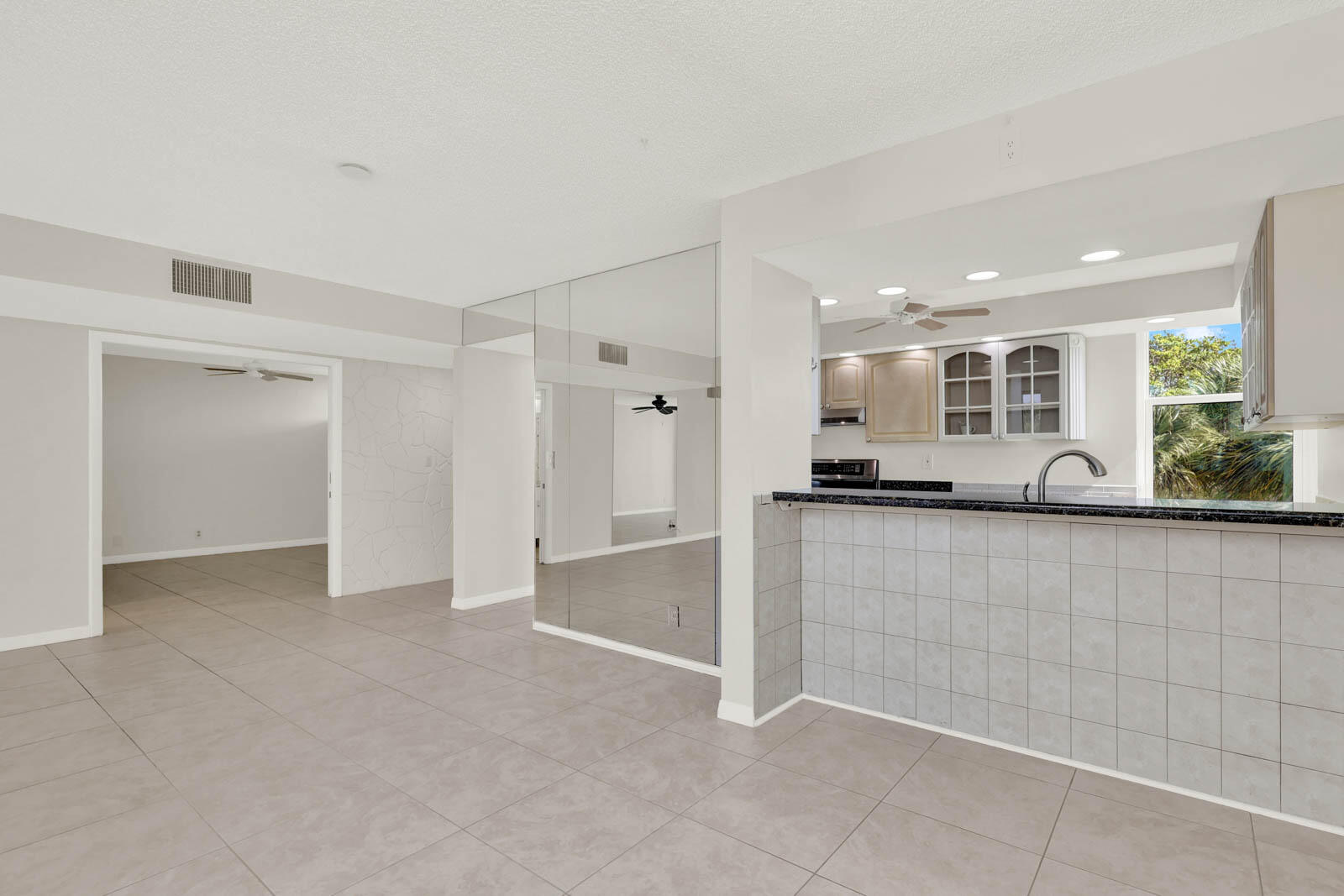 CIRCLE BAY YACHT CLUB CONDO - Residential