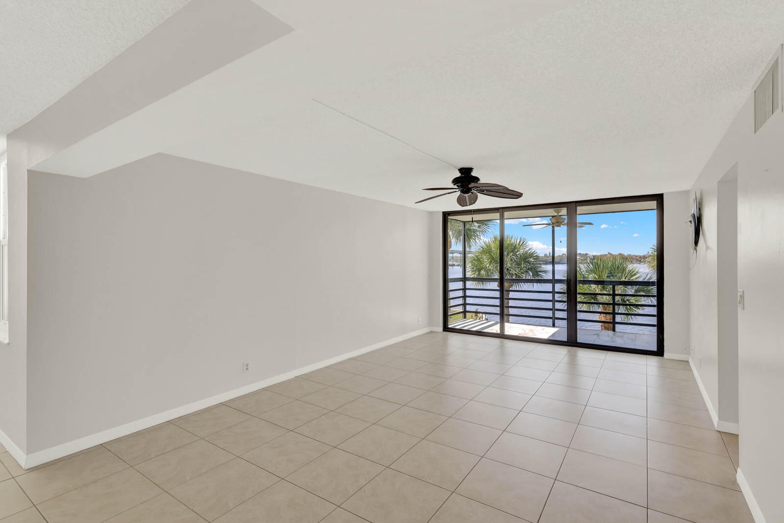 CIRCLE BAY YACHT CLUB CONDO - Residential