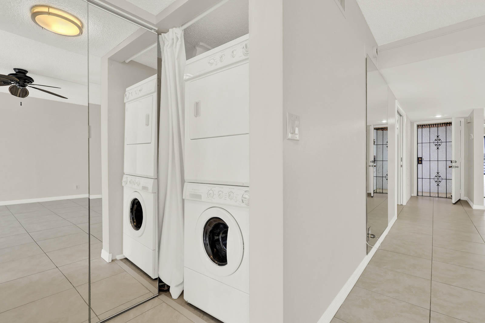 CIRCLE BAY YACHT CLUB CONDO - Residential