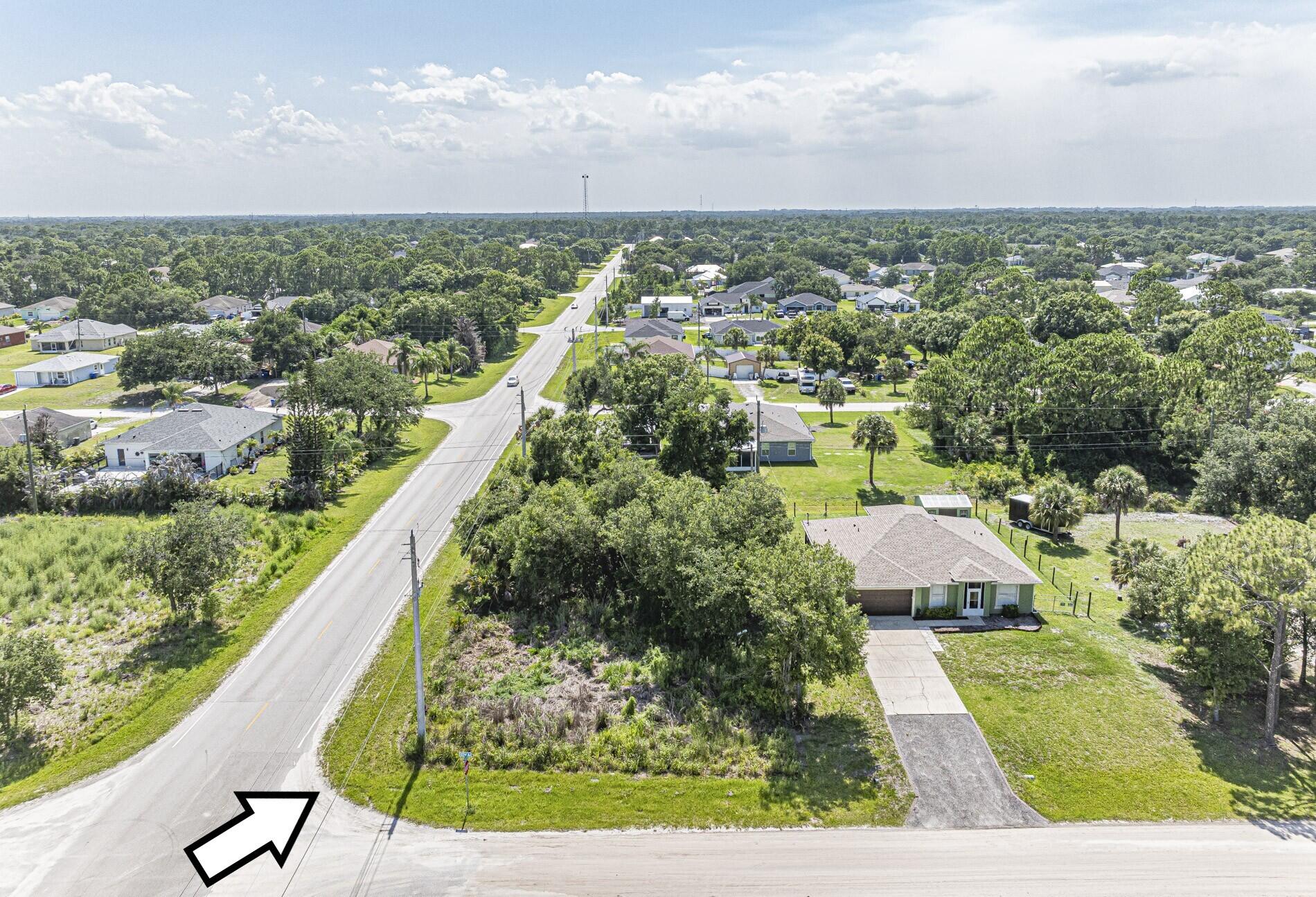 VERO LAKE ESTATES UNIT O - Land