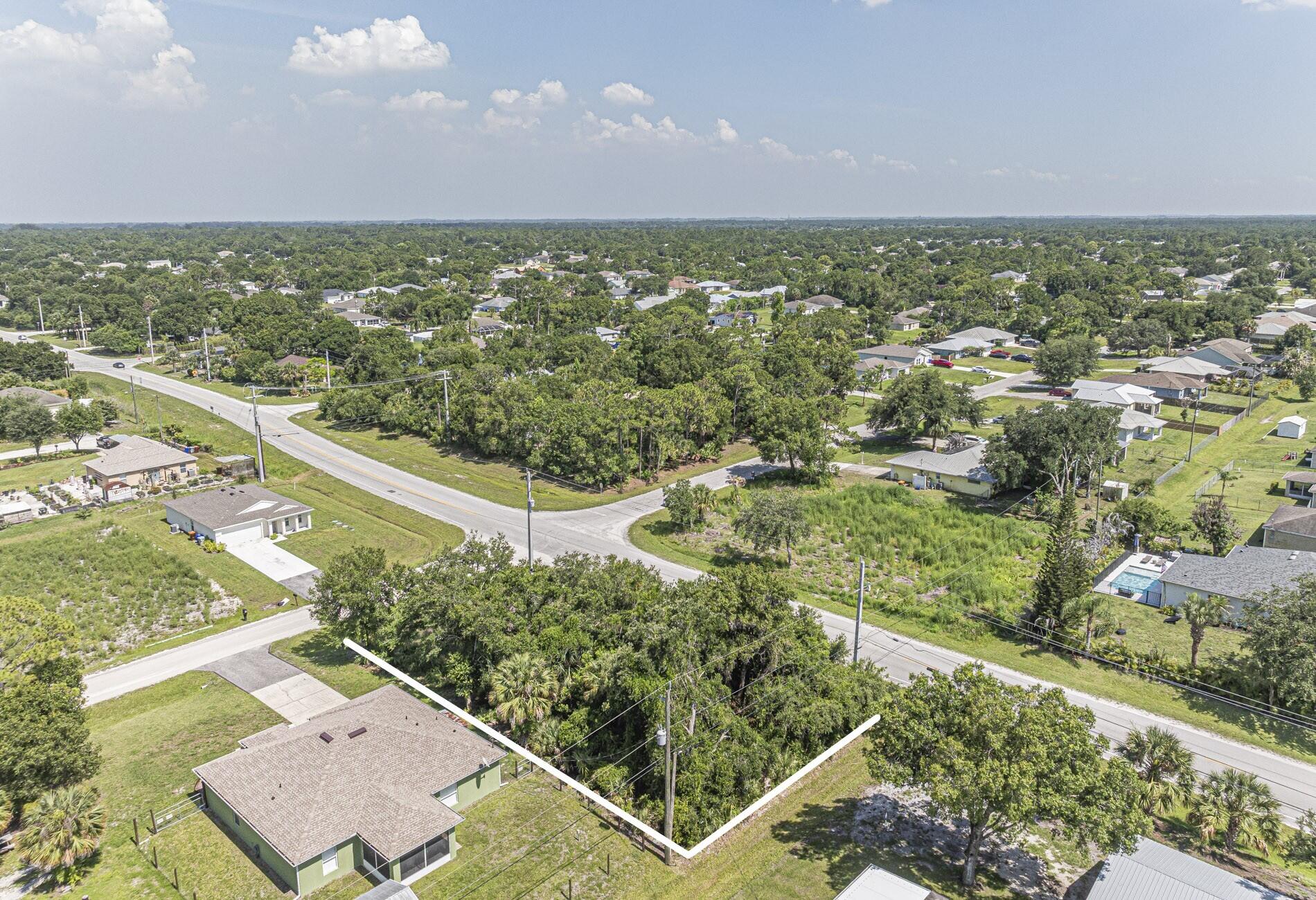 VERO LAKE ESTATES UNIT O - Land