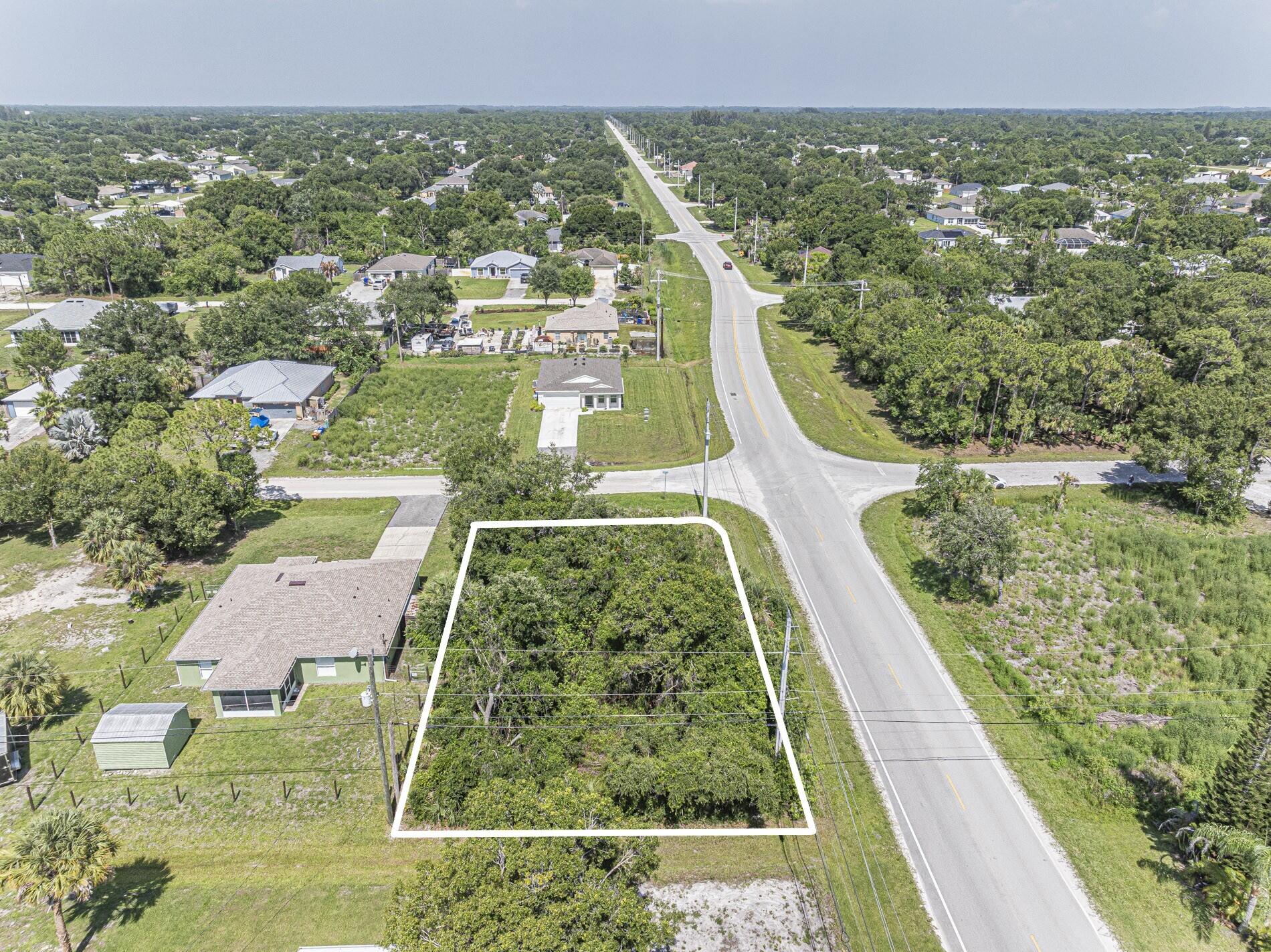 VERO LAKE ESTATES UNIT O - Land