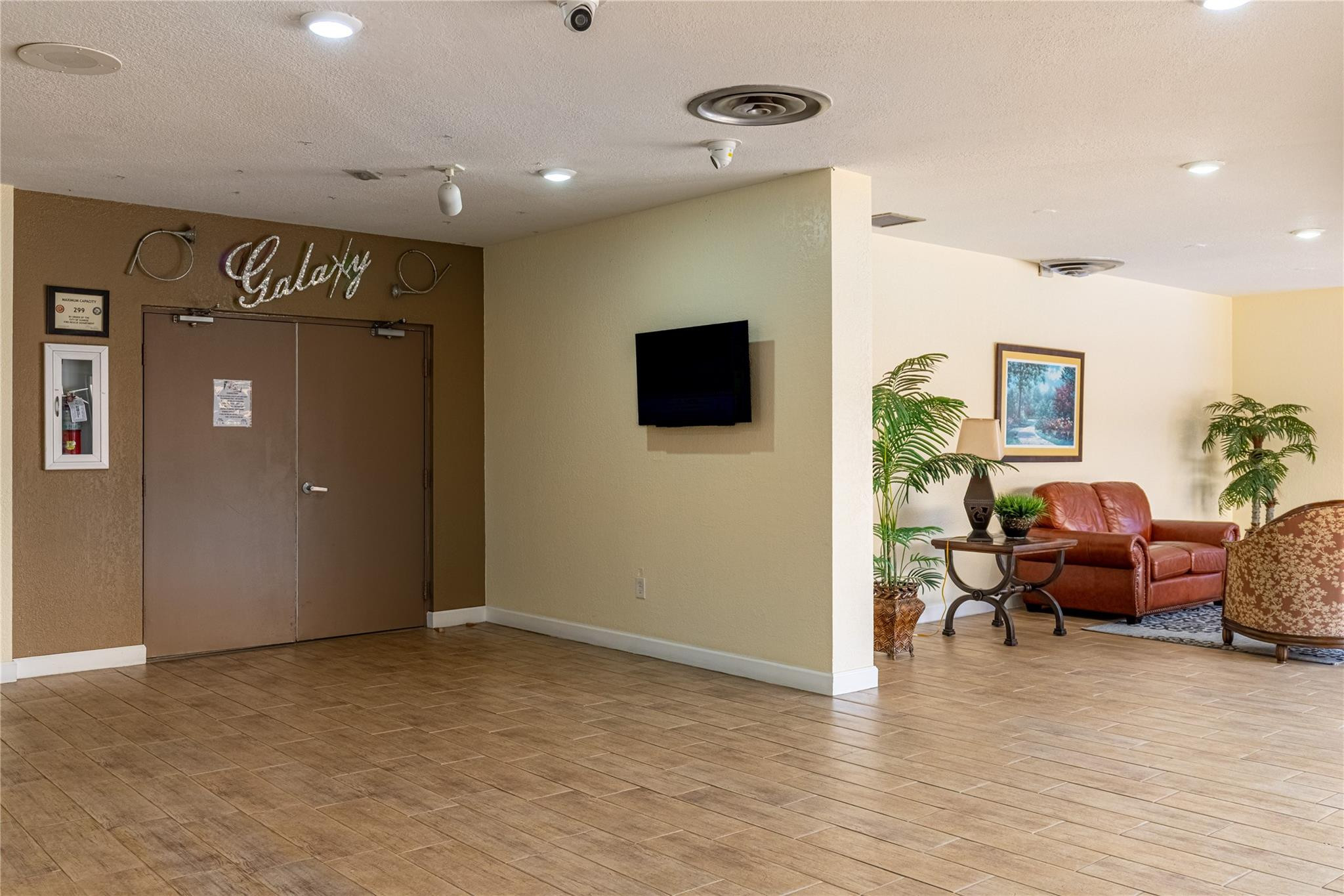 SUNRISE LAKES PHASE 3 - Residential