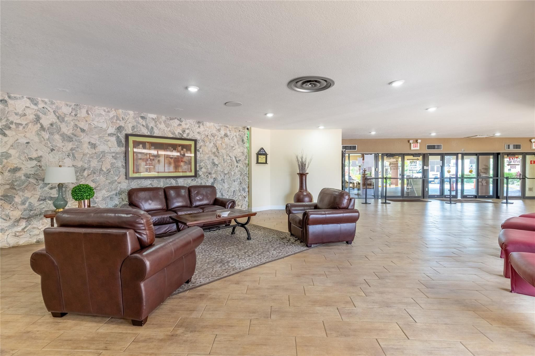 SUNRISE LAKES PHASE 3 - Residential