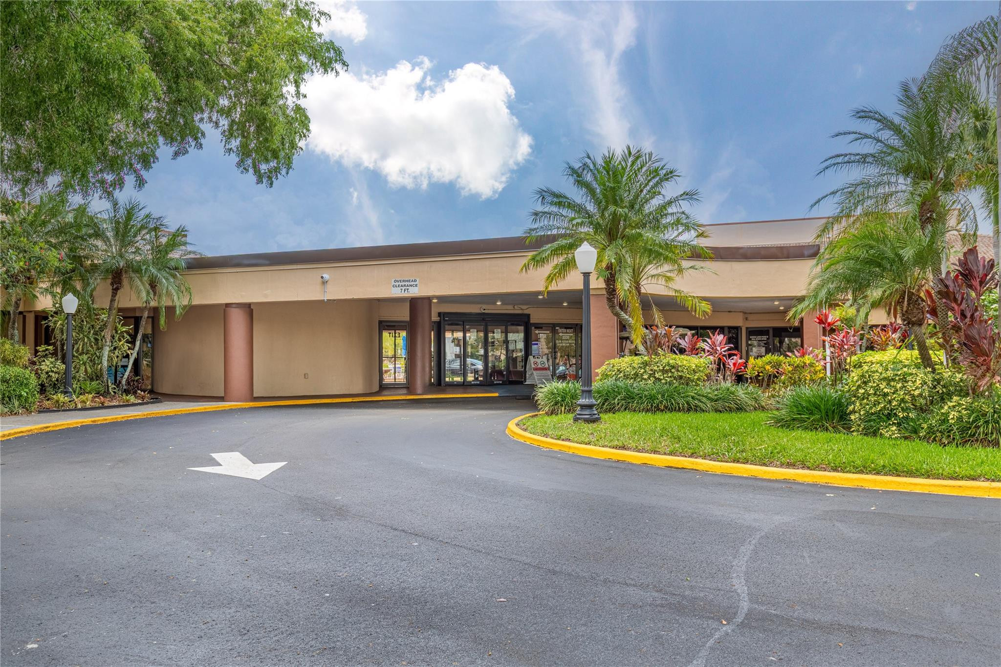 SUNRISE LAKES PHASE 3 - Residential