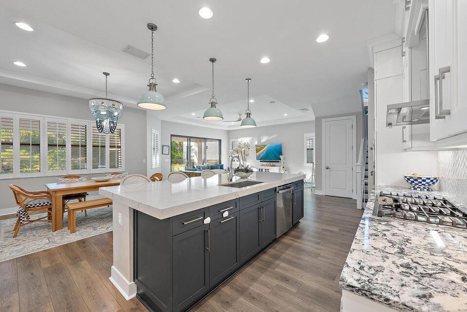 ARTISTRY - Residential
