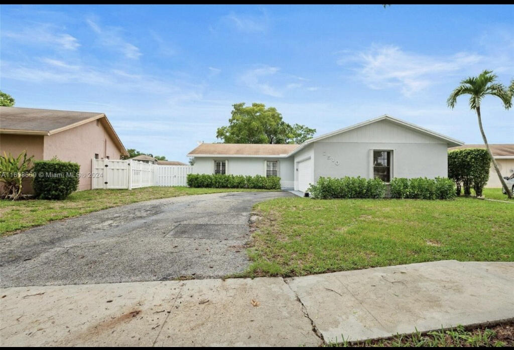 Beautiful move-in ready home located in a quiet neighborhood. This property sits on an oversized 10,000 sq. ft. lot with stunning lake views, offering plenty of outdoor space to relax, entertain, or customize to your needs. The spacious backyard provides ample room for a pool, outdoor kitchen, or additional recreational space. There is also plenty of parking, including space for a boat and RV. Conveniently located near major highways, shopping, dining, parks, and top-rated schools. A fantastic opportunity for homeowners looking for comfort, space, and an excellent location.