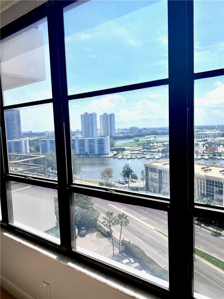 OLYMPUS CONDO PHASE - Residential