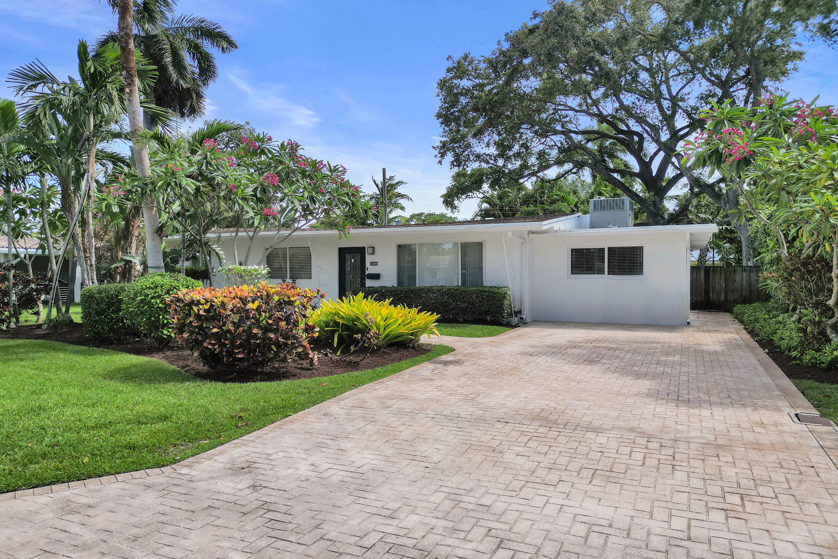 MIDDLE RIVER ESTATES - Residential