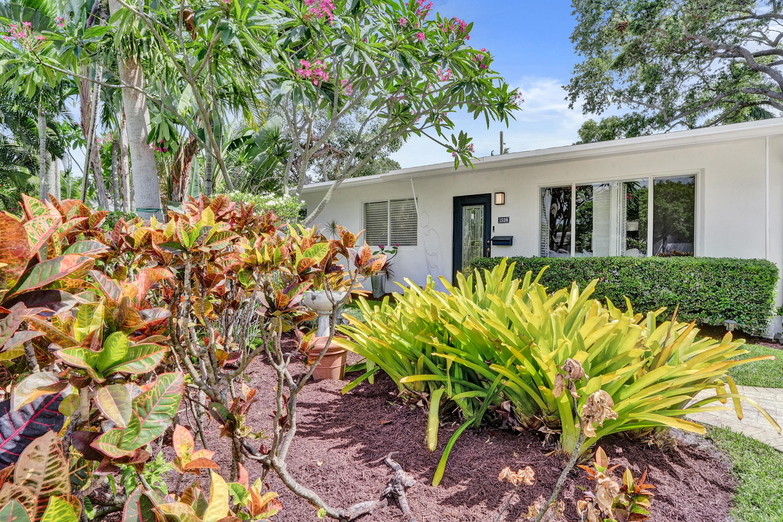 MIDDLE RIVER ESTATES - Residential
