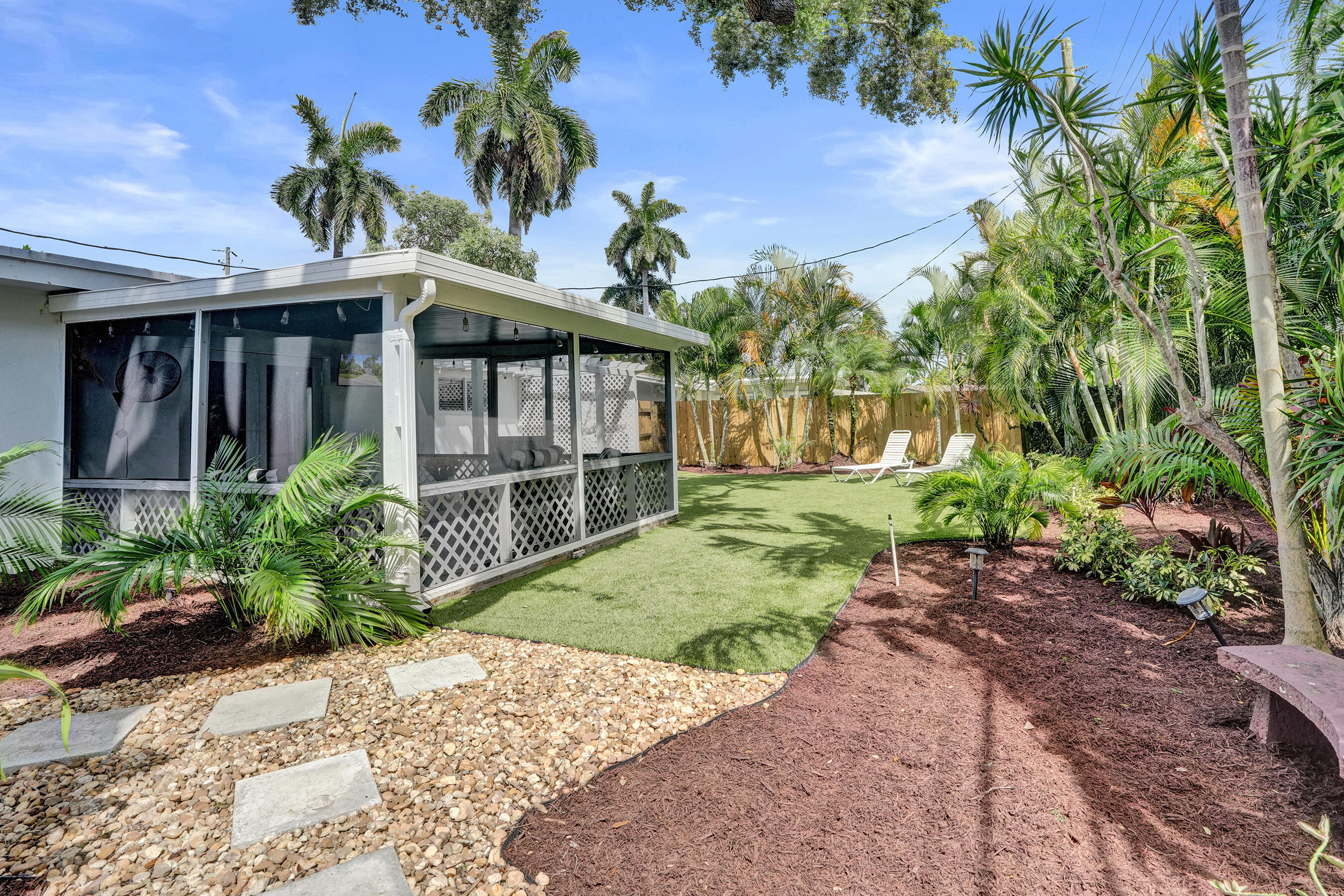 MIDDLE RIVER ESTATES - Residential