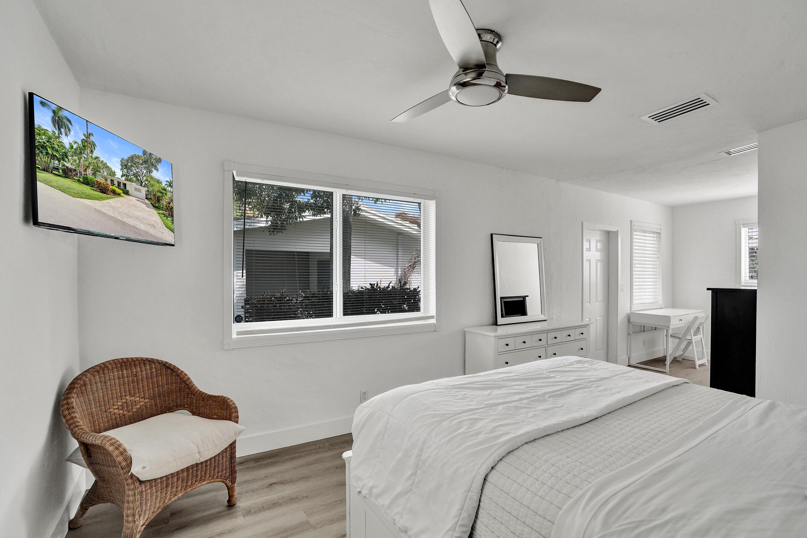 MIDDLE RIVER ESTATES - Residential