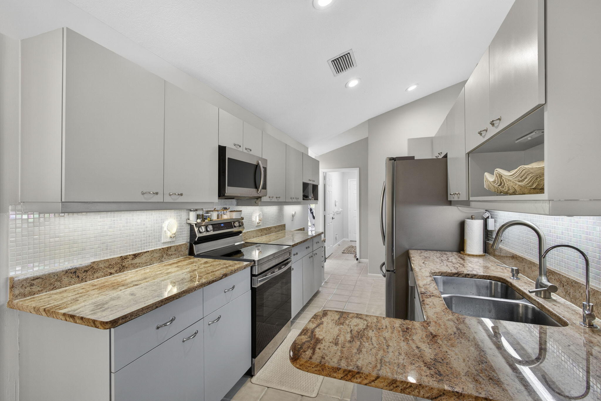 FRANKLIN WOOD AT HERITAGE RIDGE - Residential